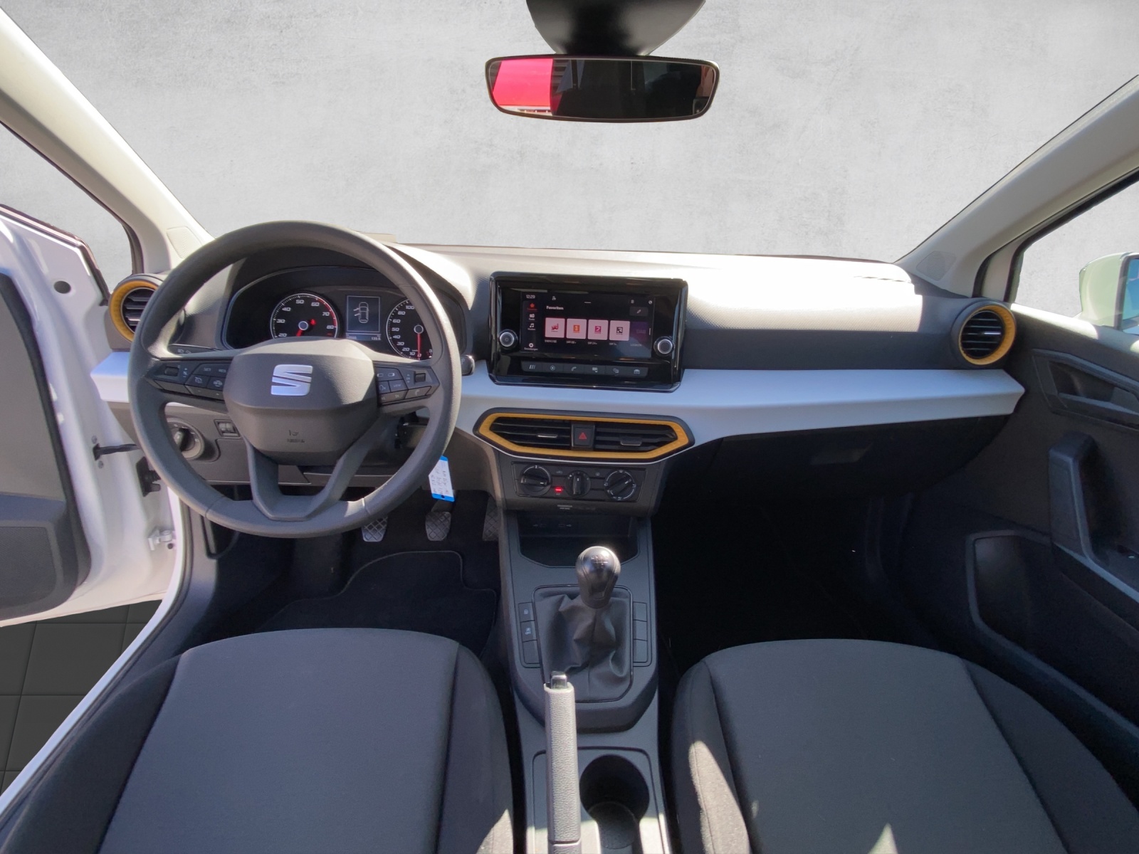 SEAT Ibiza 1.0 EcoTSI Reference-image-8