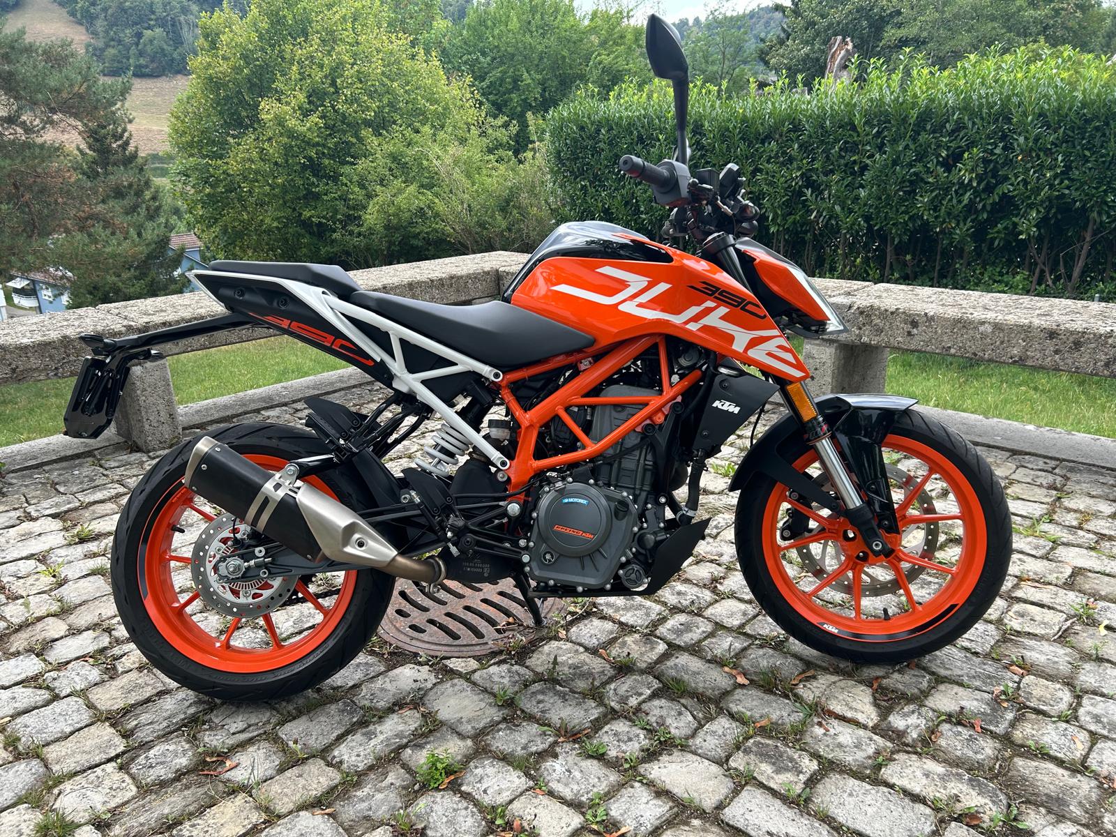 KTM 390 Duke ABS