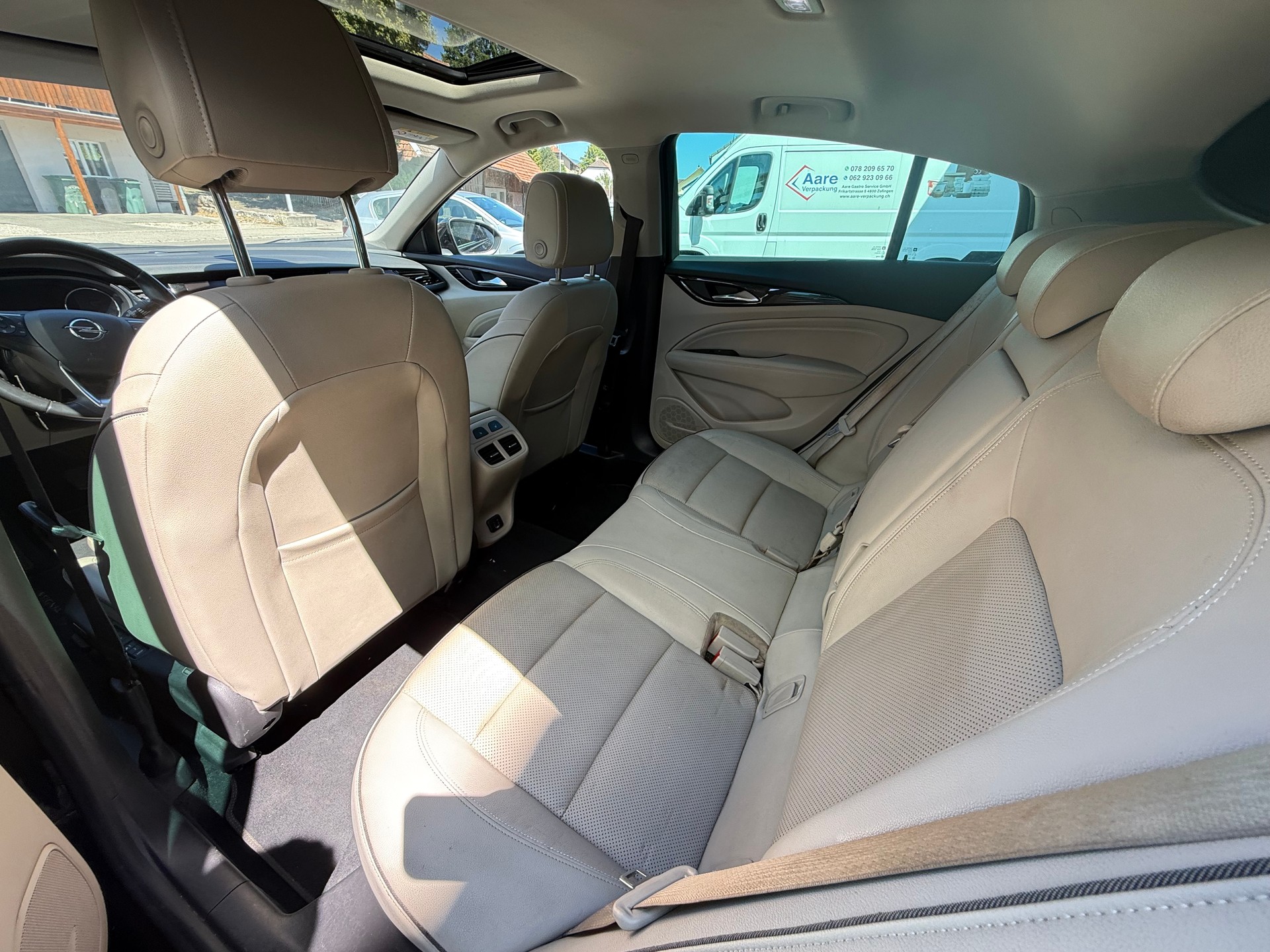 OPEL Insignia 2.0 CDTI Grand Sport Excellence Automatic-image-12
