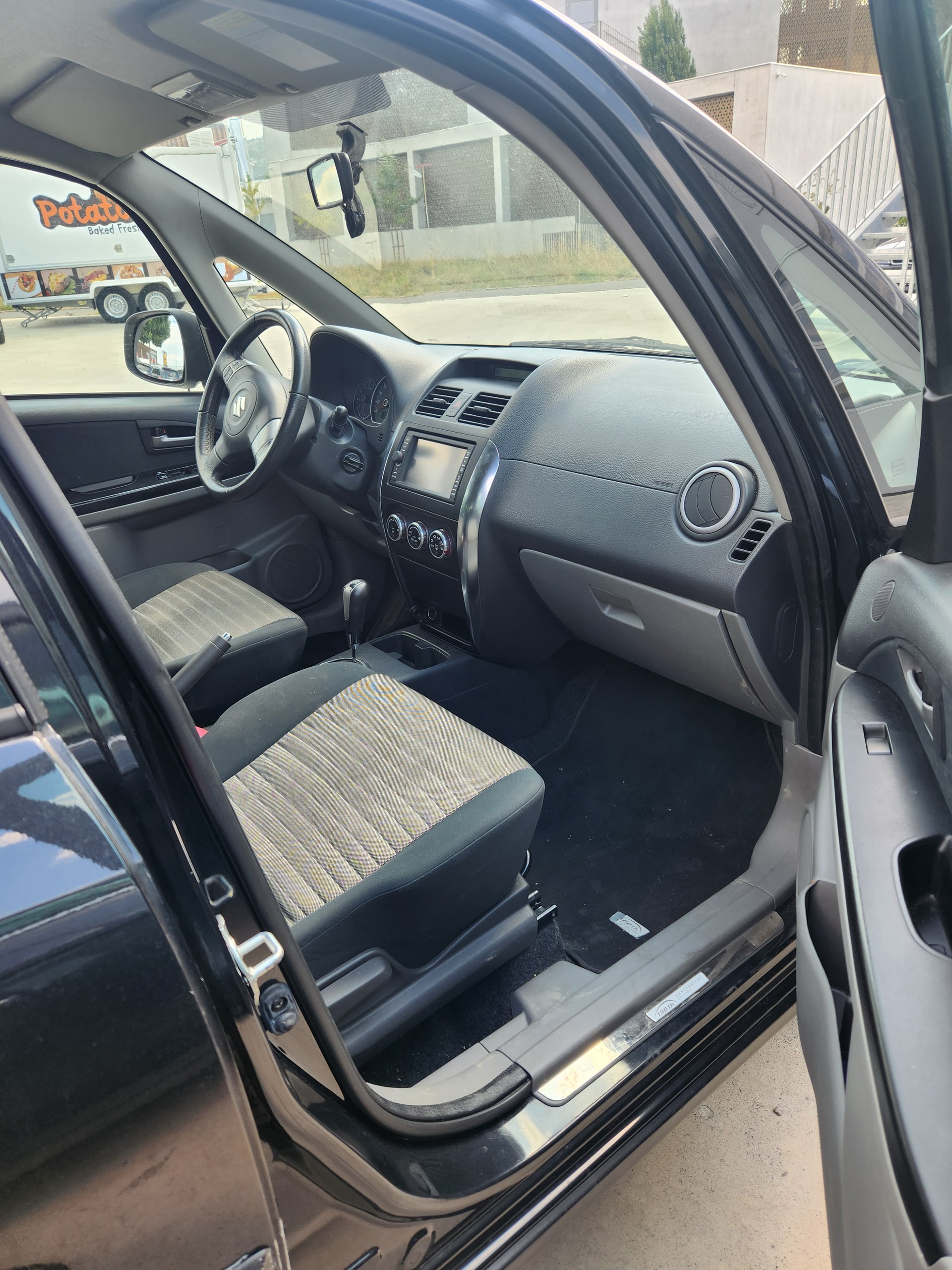 SUZUKI SX4 1.6 16V GL Top 2WD Automatic-image-8