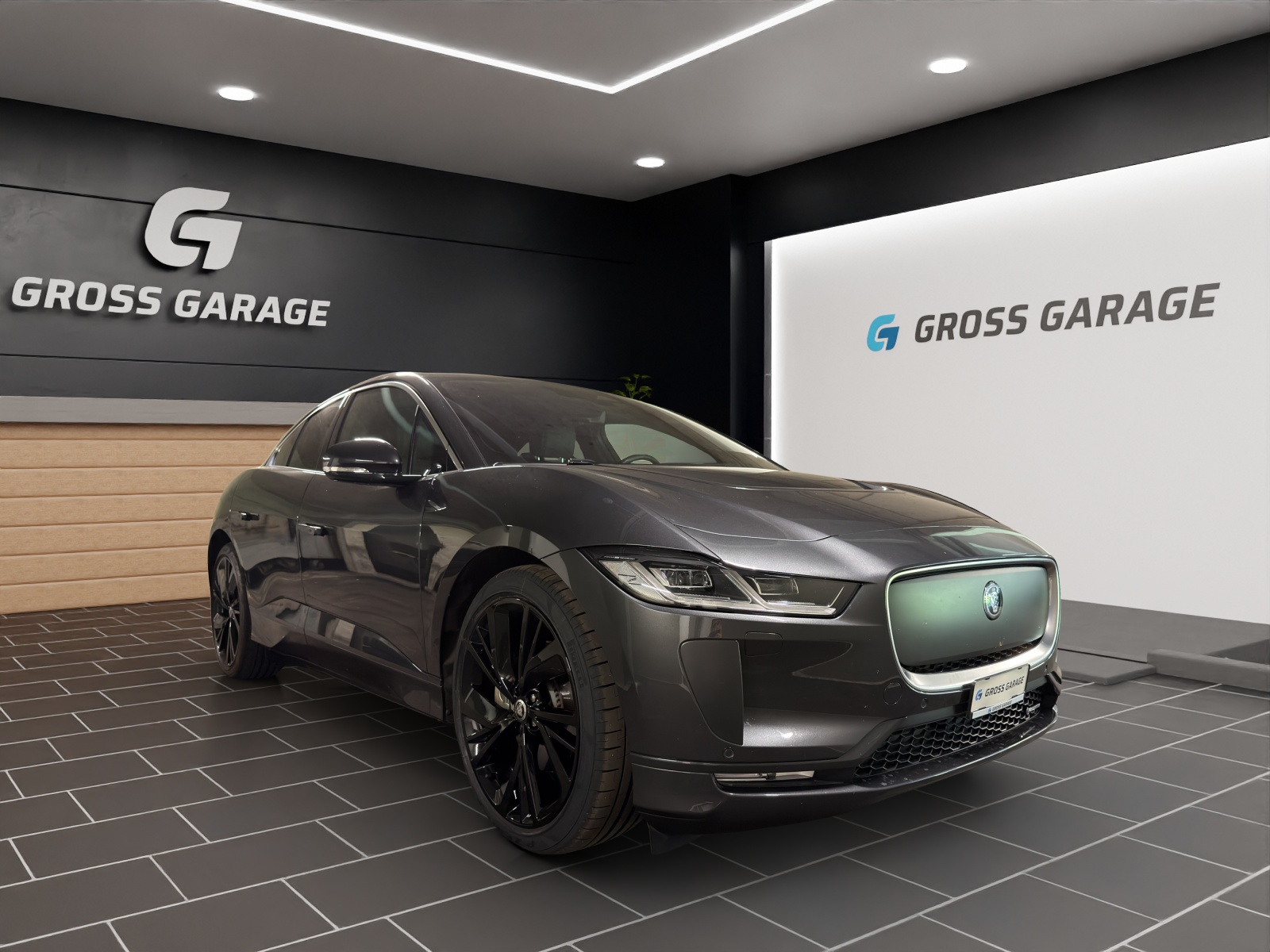 JAGUAR I-Pace EV400 R-Dyn. SE-image-0