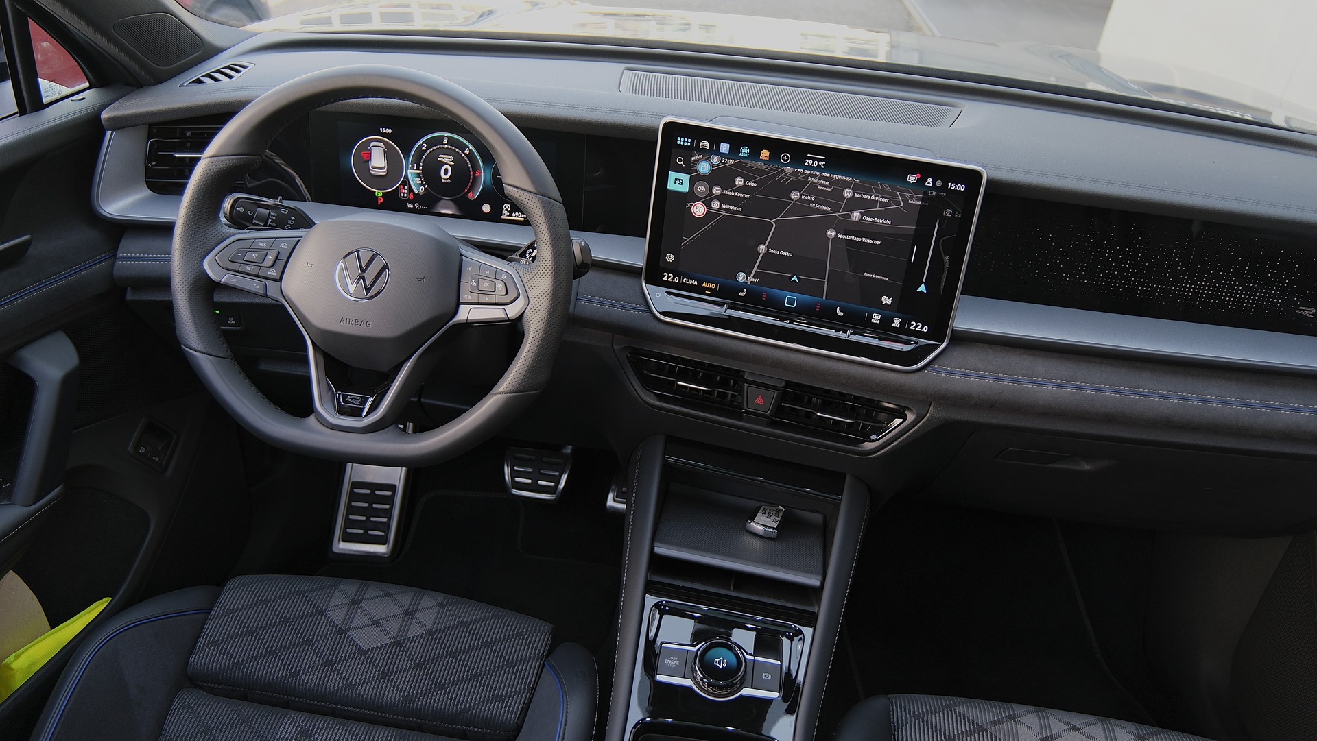 VW Tayron 2.0 TDI SCR R-Line 4Motion DSG " Black Style "-image-23