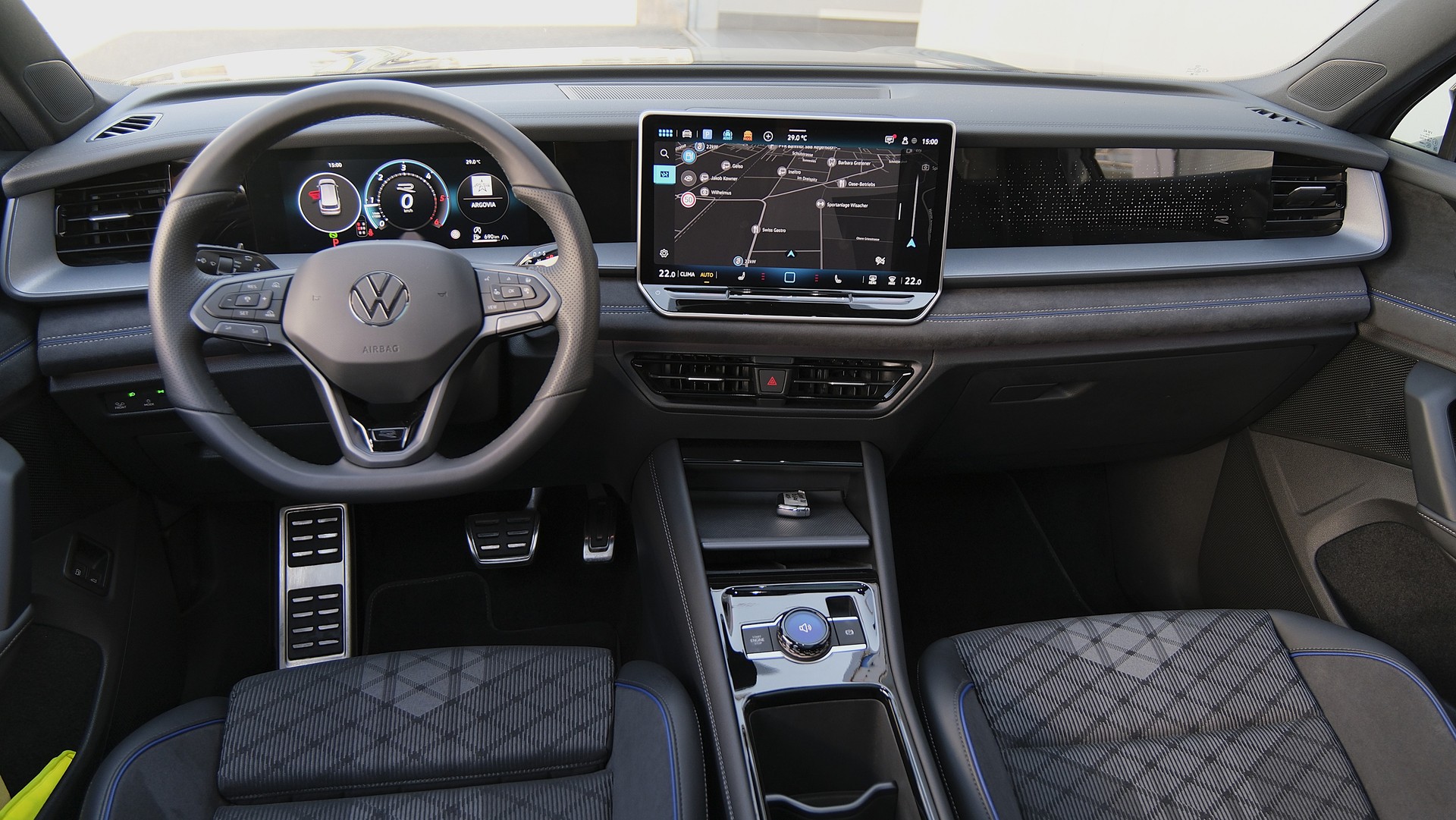 VW Tayron 2.0 TDI SCR R-Line 4Motion DSG " Black Style "-image-7