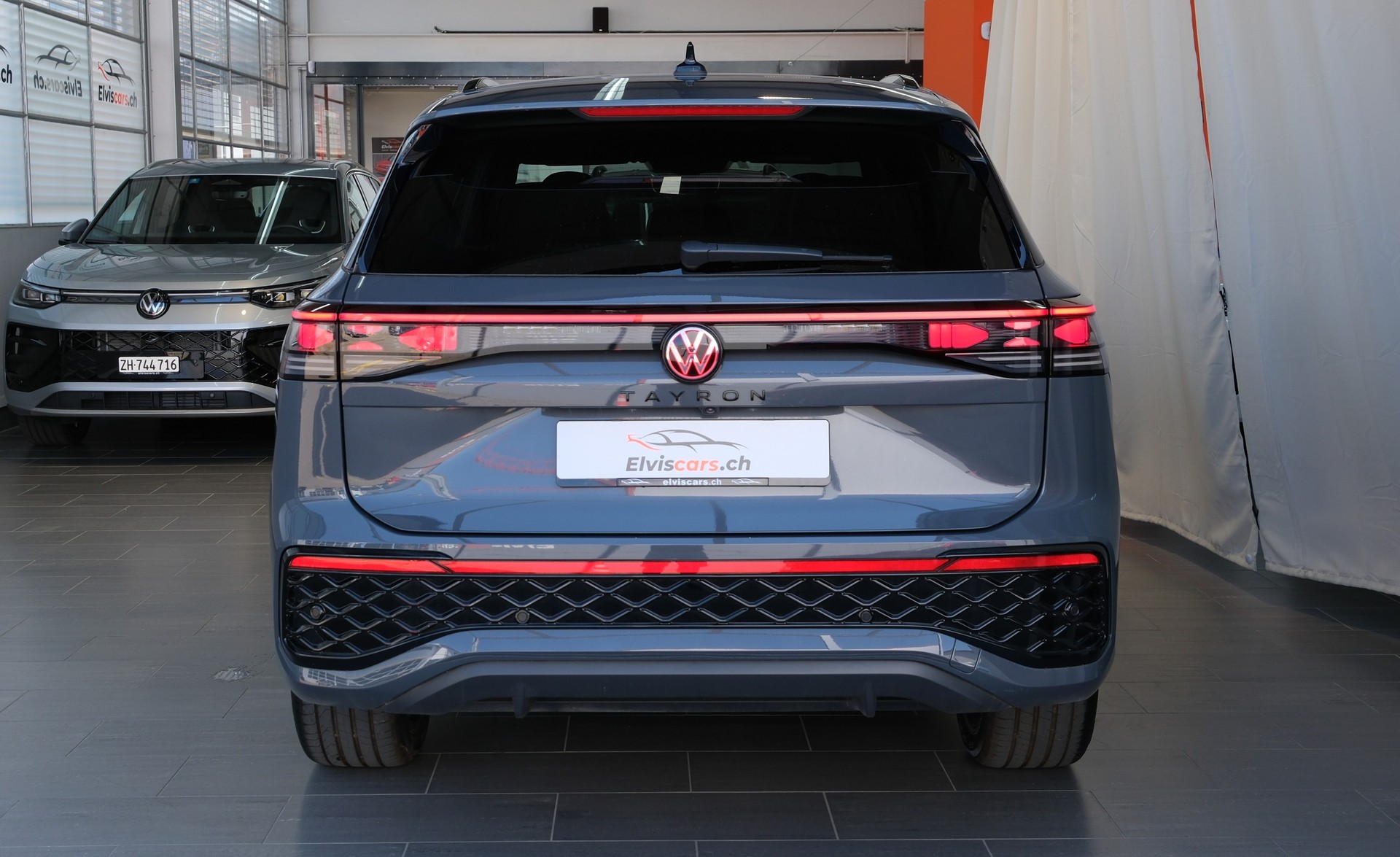 VW Tayron 2.0 TDI SCR R-Line 4Motion DSG " Black Style "-image-25