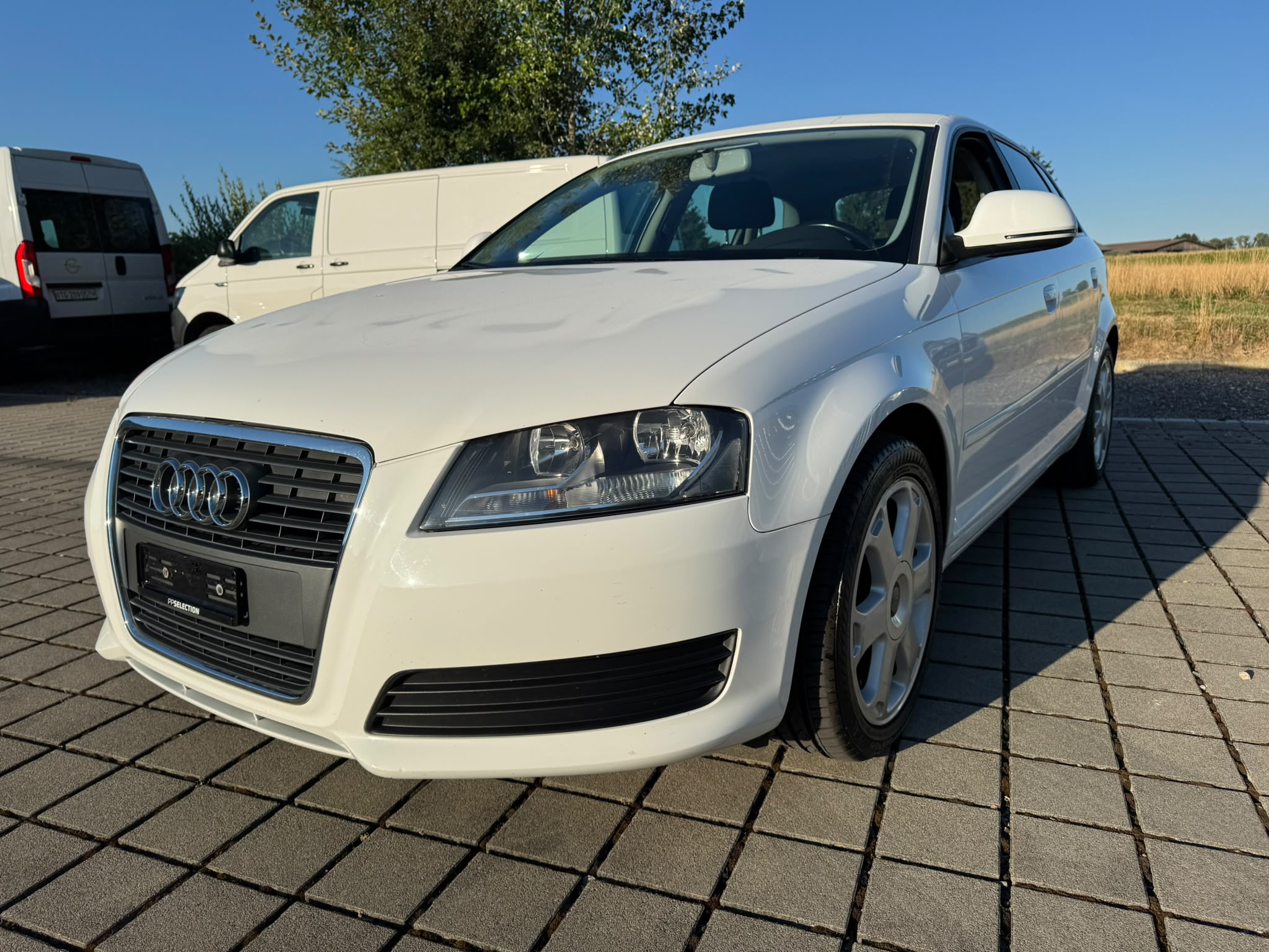Car photo