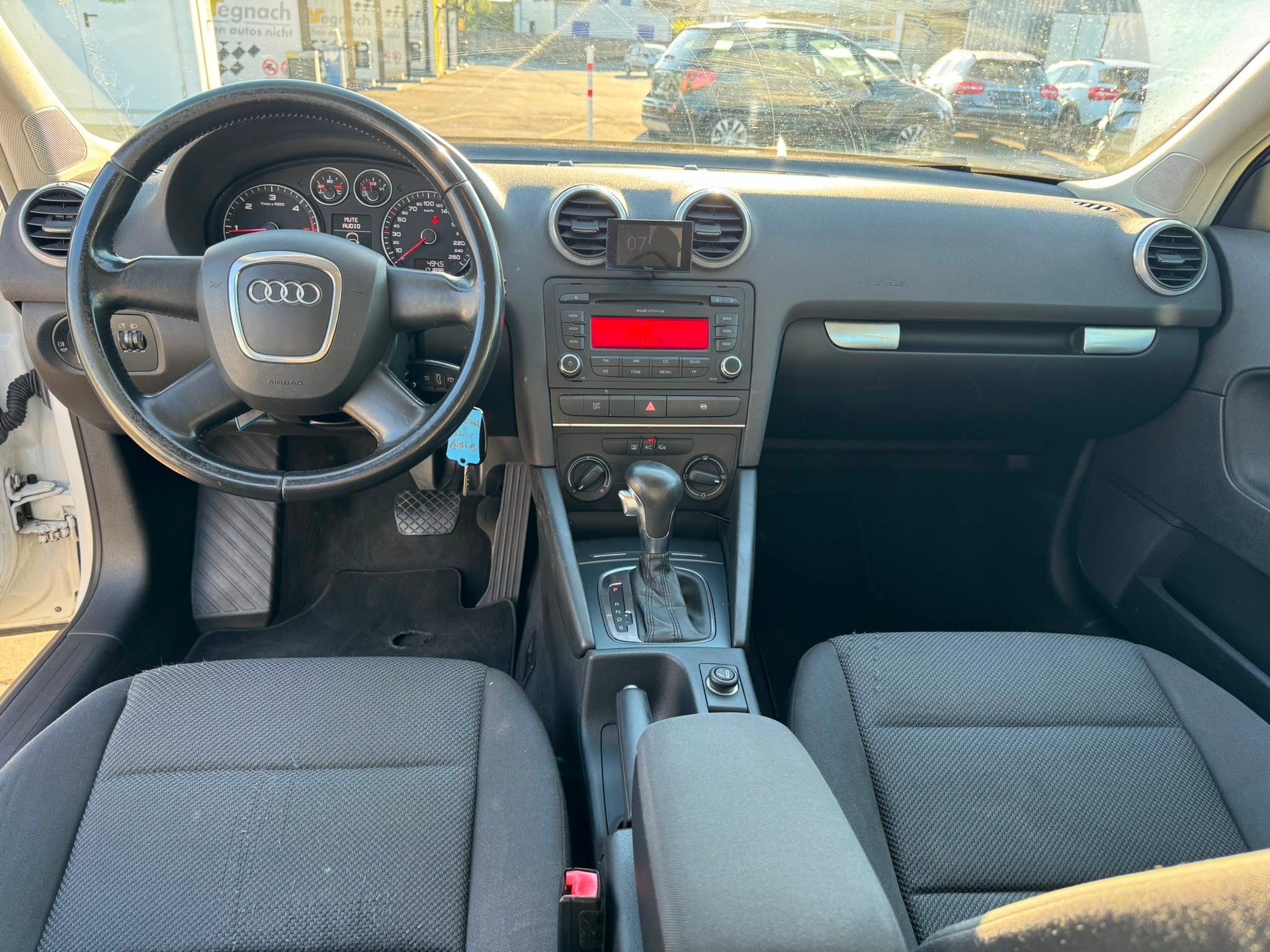 AUDI A3 Sportback 1.9 TDI Start S-tronic-image-9