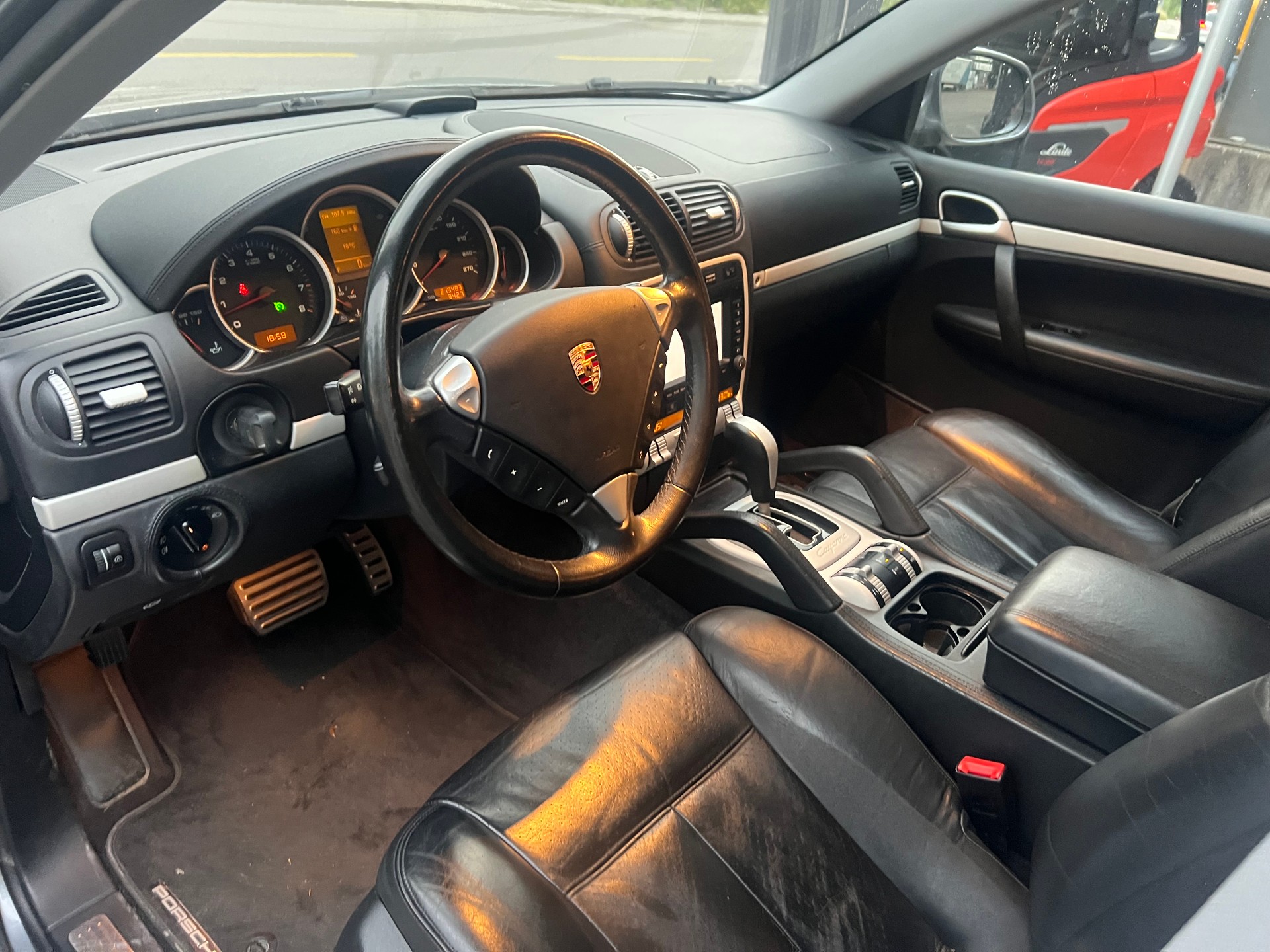 PORSCHE Cayenne S-image-8