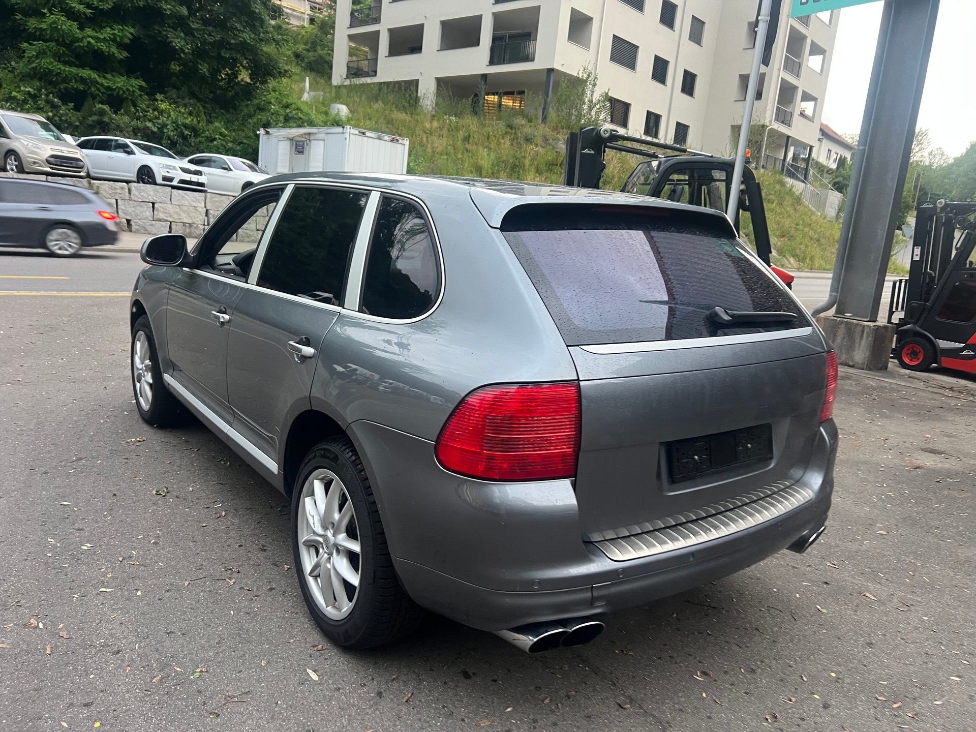 PORSCHE Cayenne S-image-4