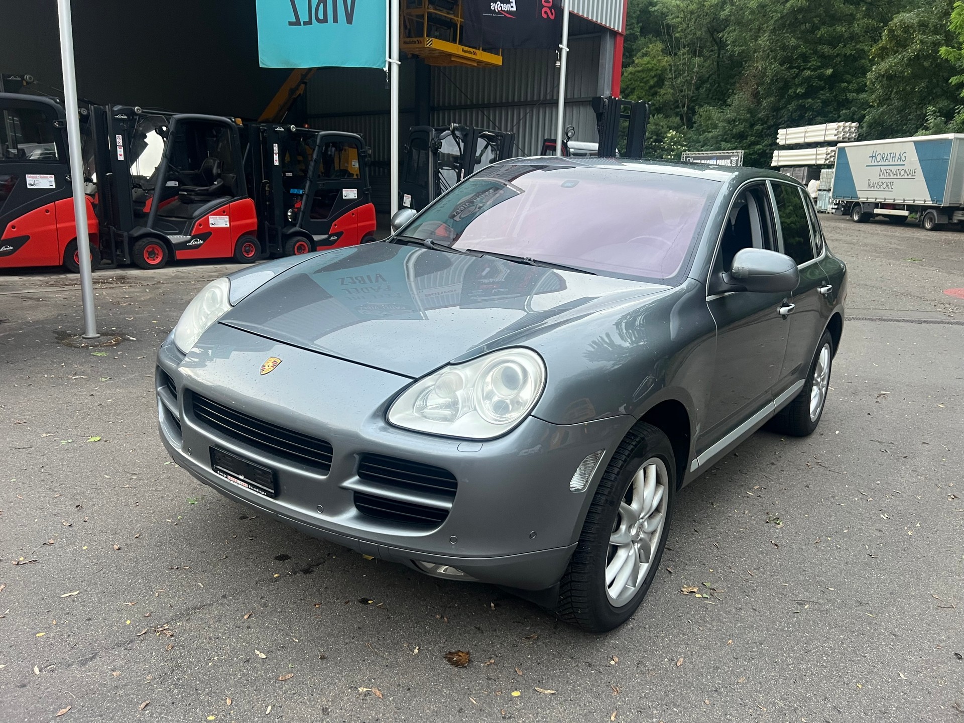 PORSCHE Cayenne S-image-2