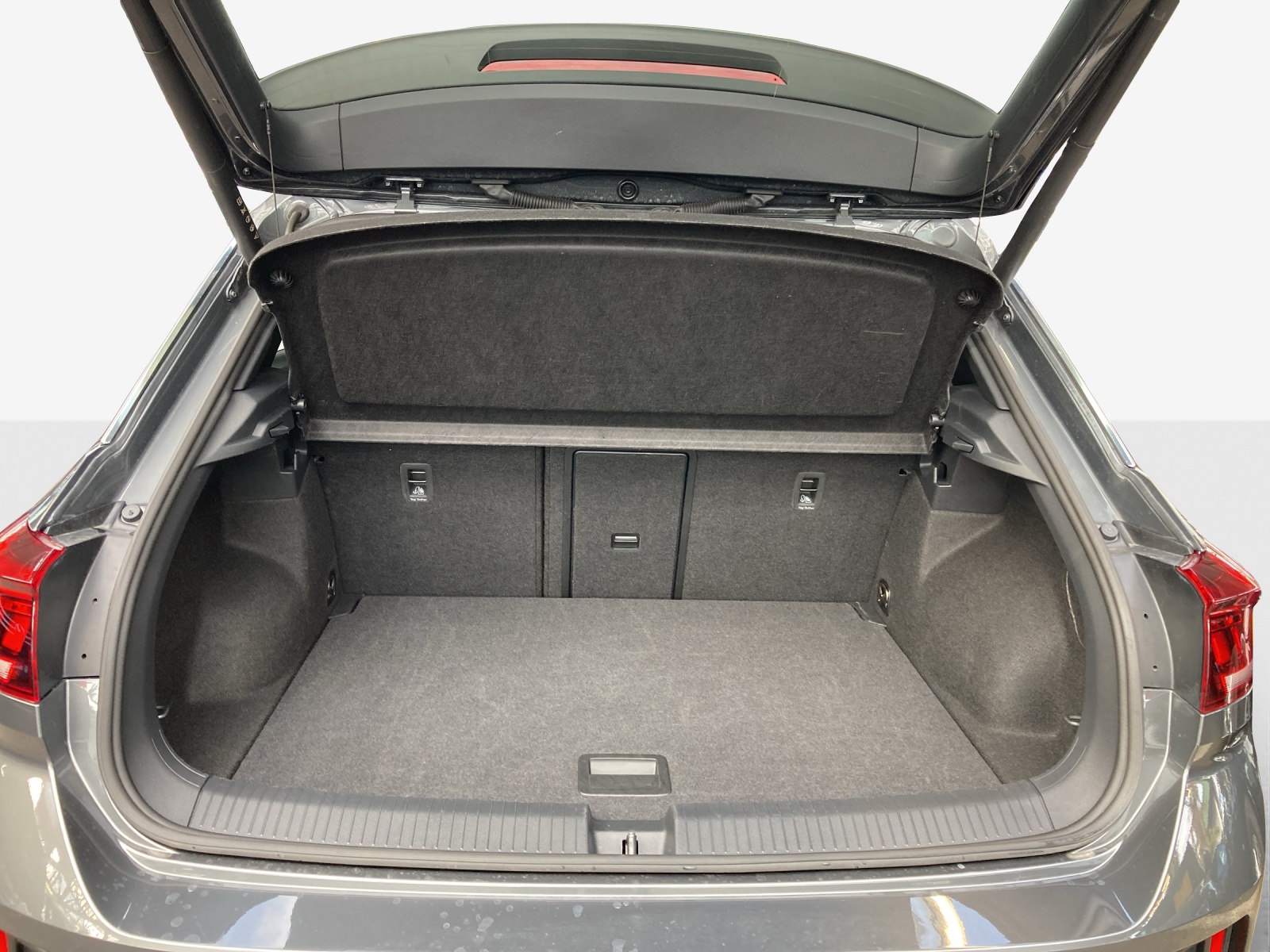 VW T-Roc 2.0 TSI R-Line DSG 4Motion-image-12