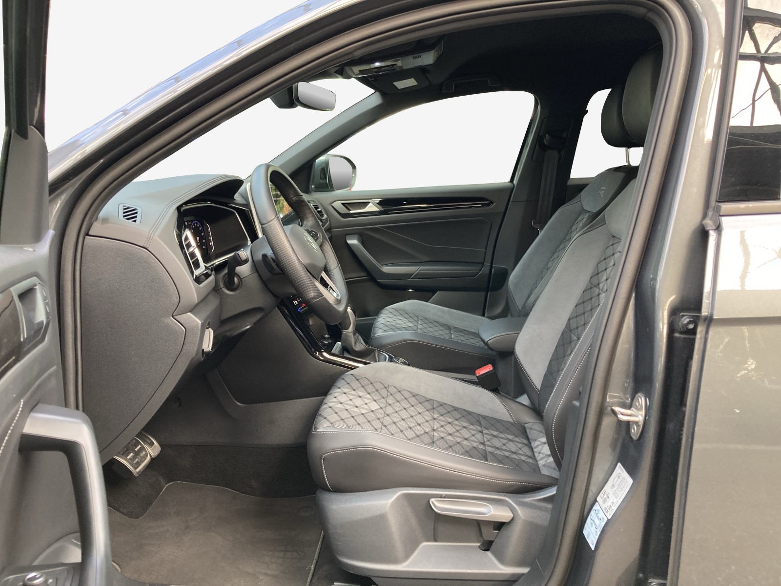 VW T-Roc 2.0 TSI R-Line DSG 4Motion-image-7