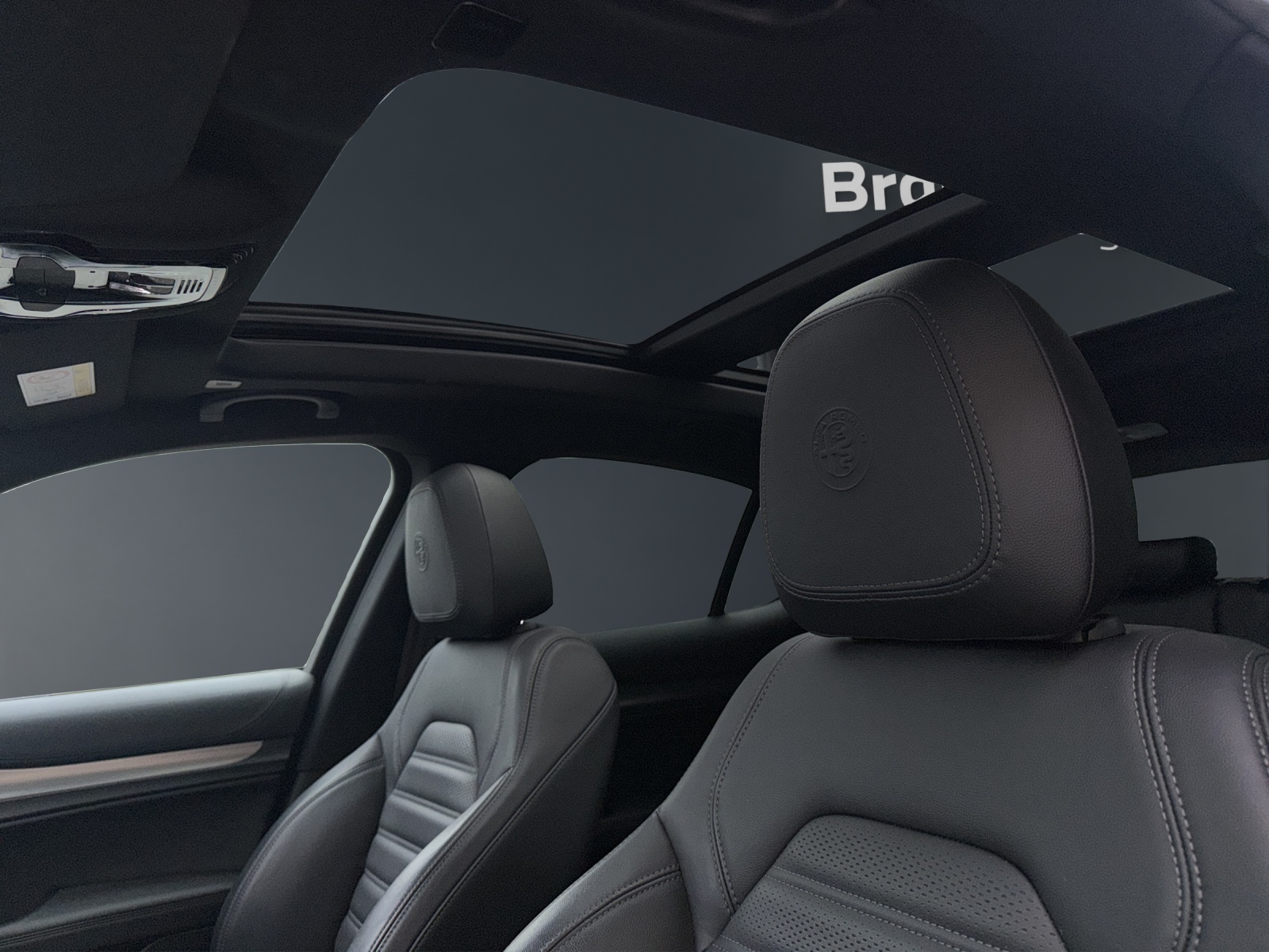ALFA ROMEO Stelvio 2.0 Q4 280 Veloce-image-9