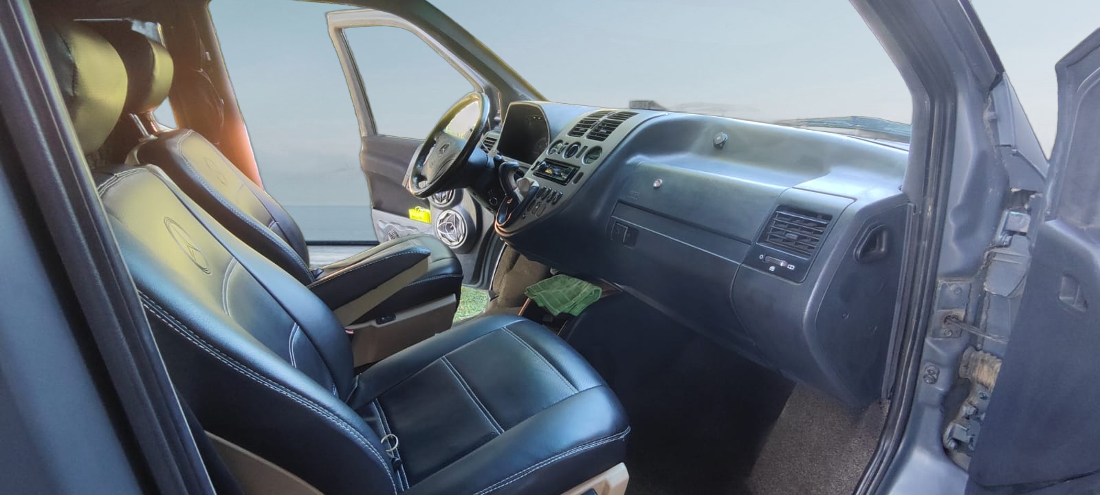 MERCEDES-BENZ V 220 CDI Trend-image-14