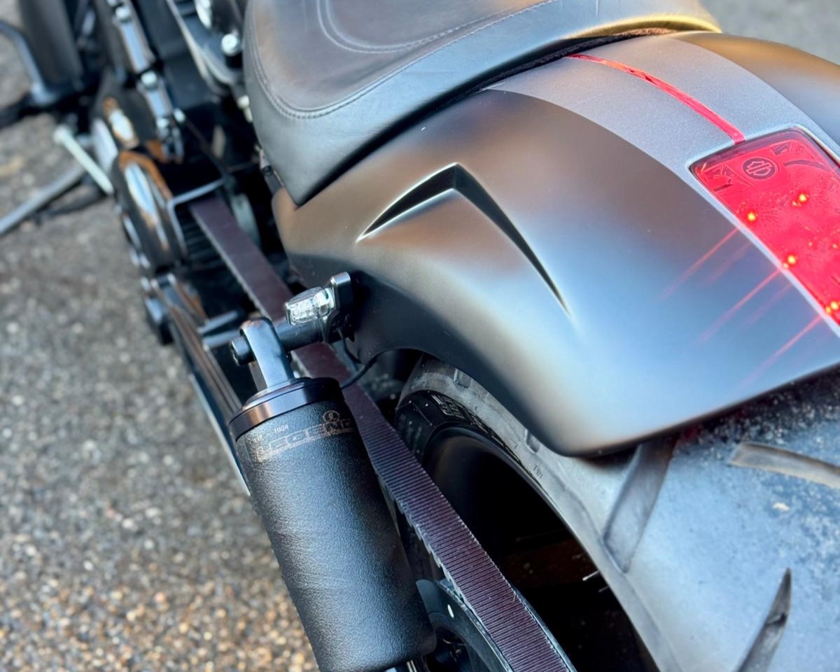 HARLEY-DAVIDSON VRSCDX 1250 V-Rod Night Rod Special-image-4