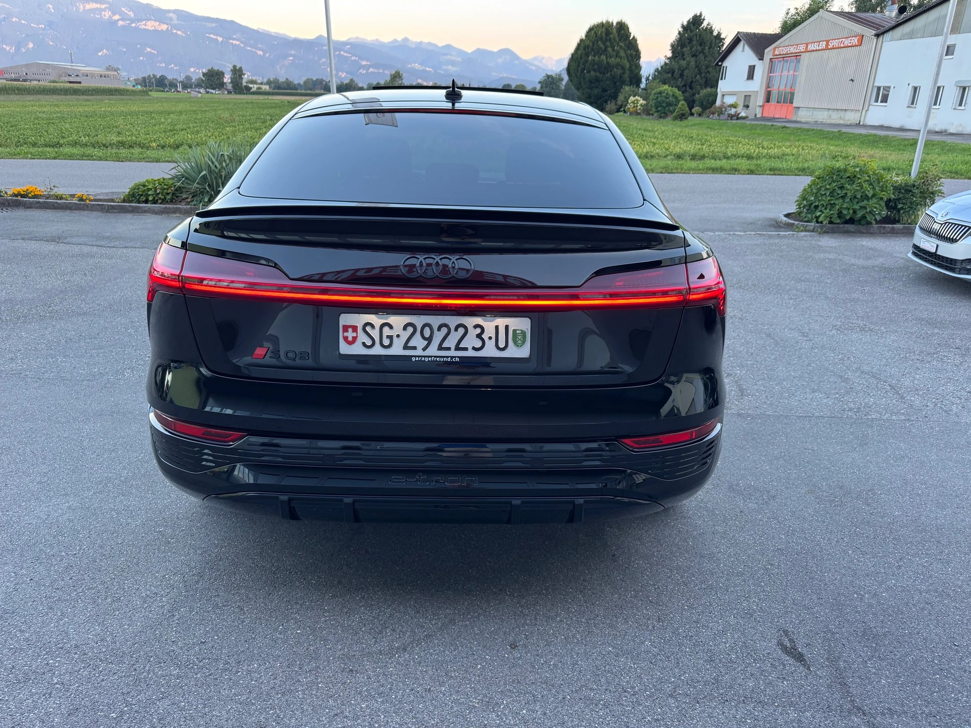 AUDI SQ8 Sportback e-tron quattro-image-8