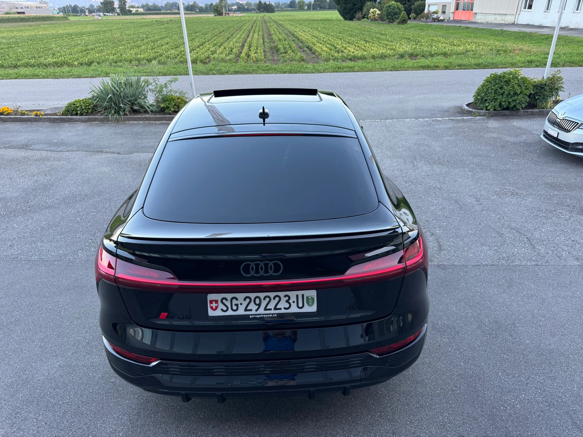 AUDI SQ8 Sportback e-tron quattro-image-12