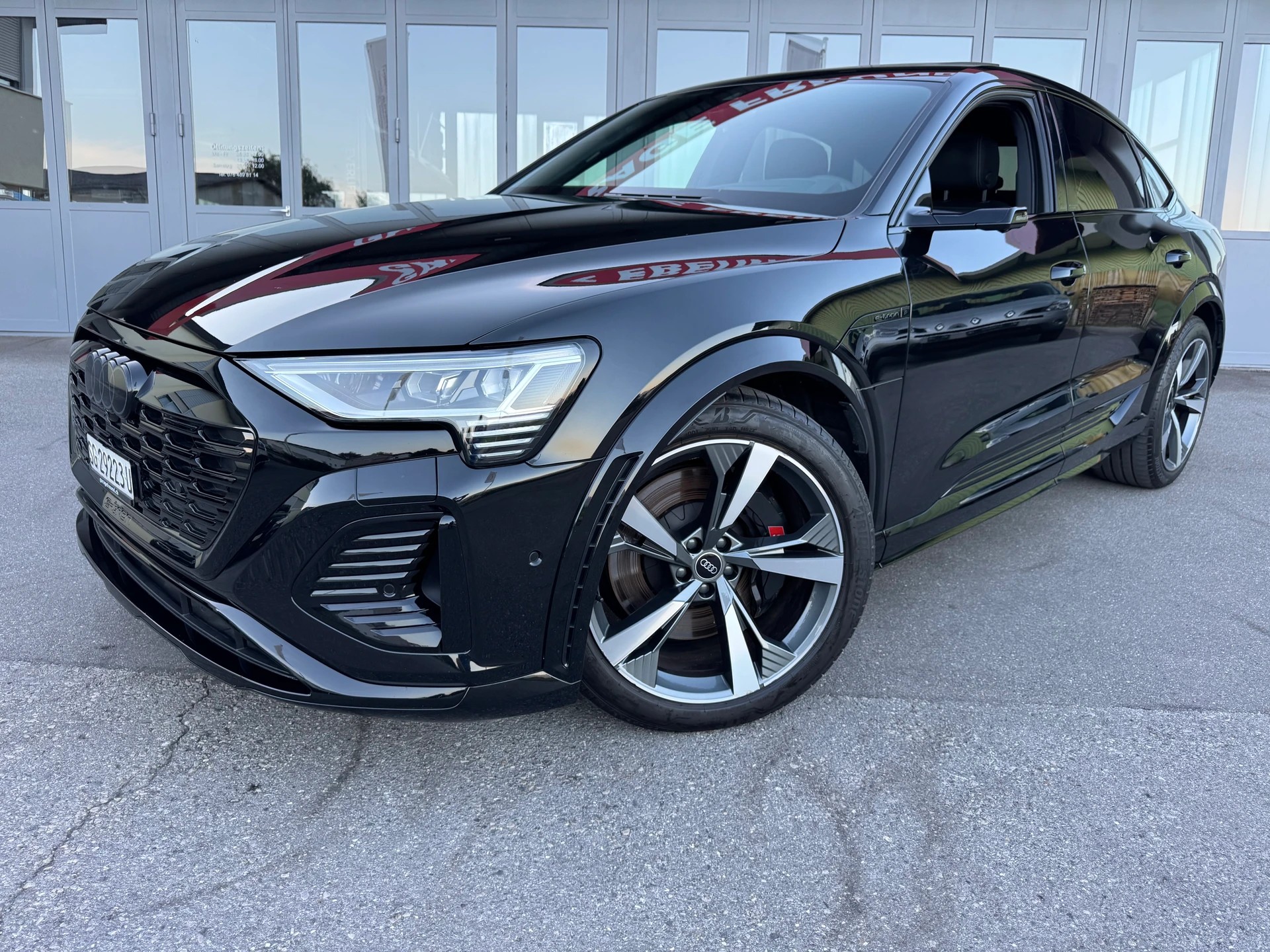 AUDI SQ8 Sportback e-tron quattro