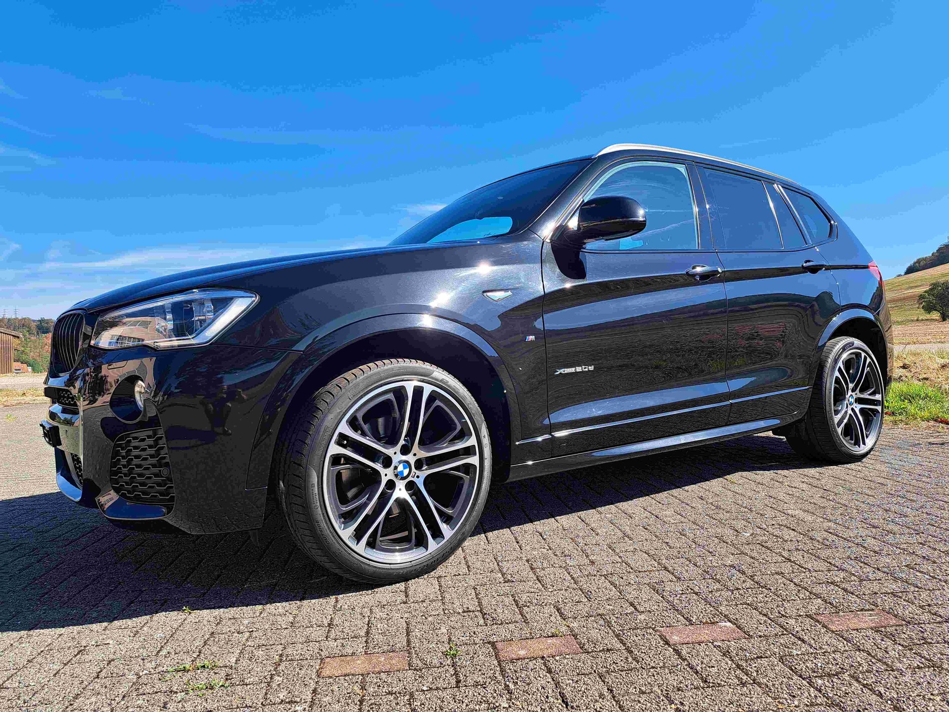 BMW 20d xDrive M Sport Steptronic-image-4