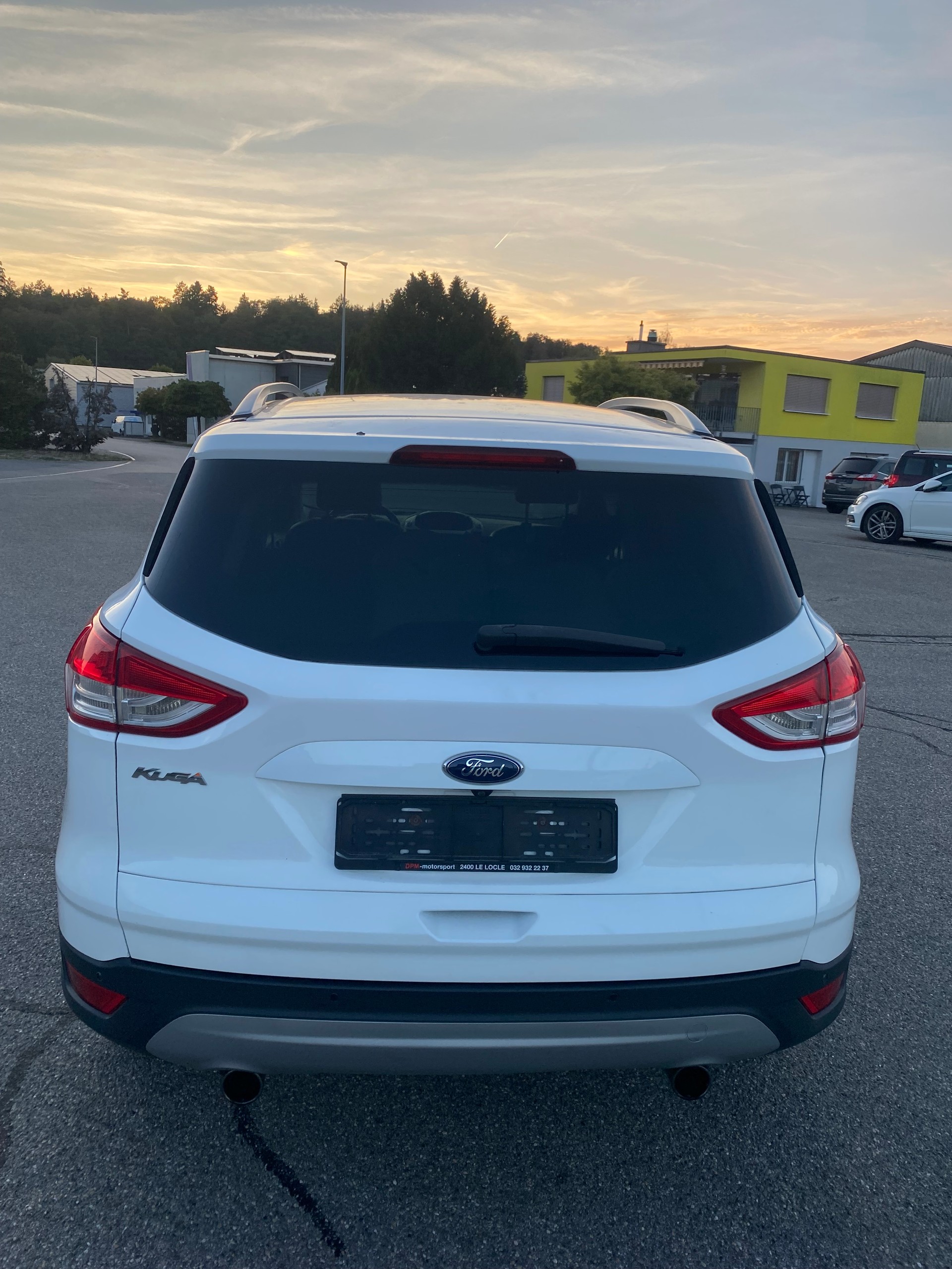 FORD Kuga 1.6 SCTi Carving 4WD Automatic-image-3