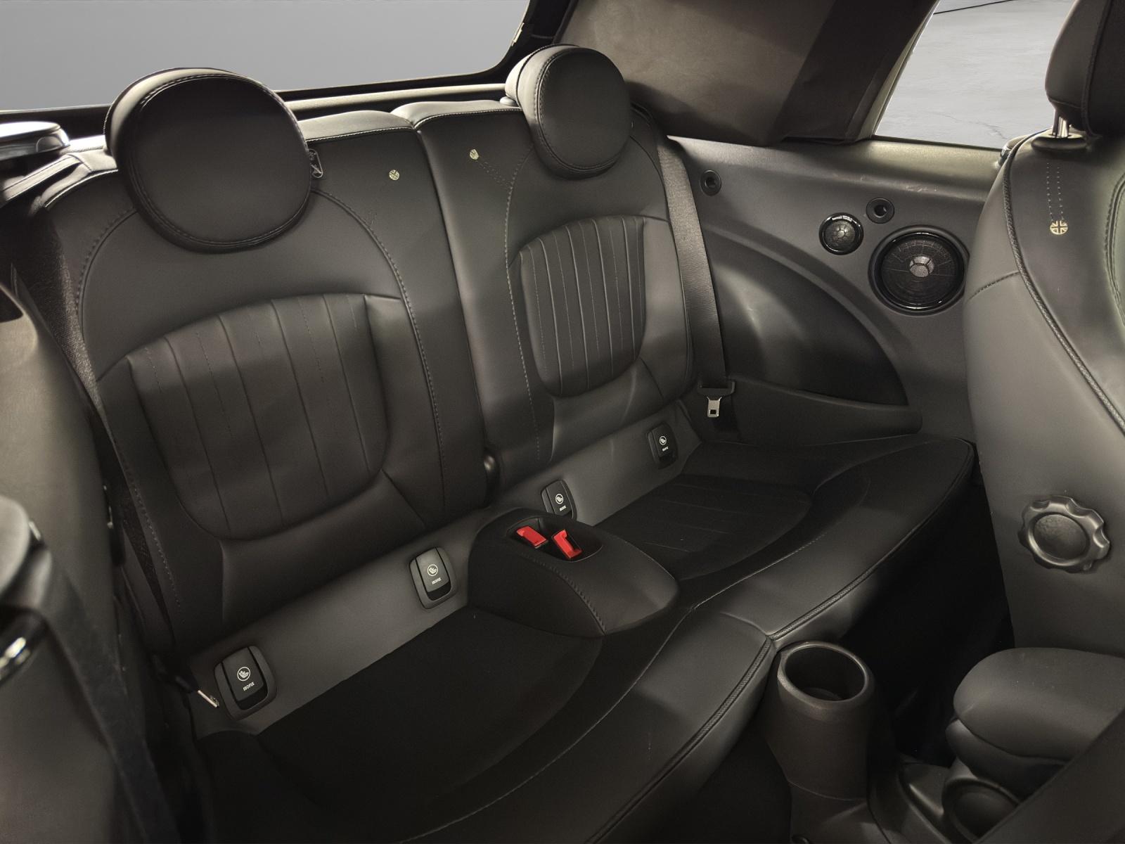MINI Cabrio F57 2.0i Cooper S SDKG-image-12
