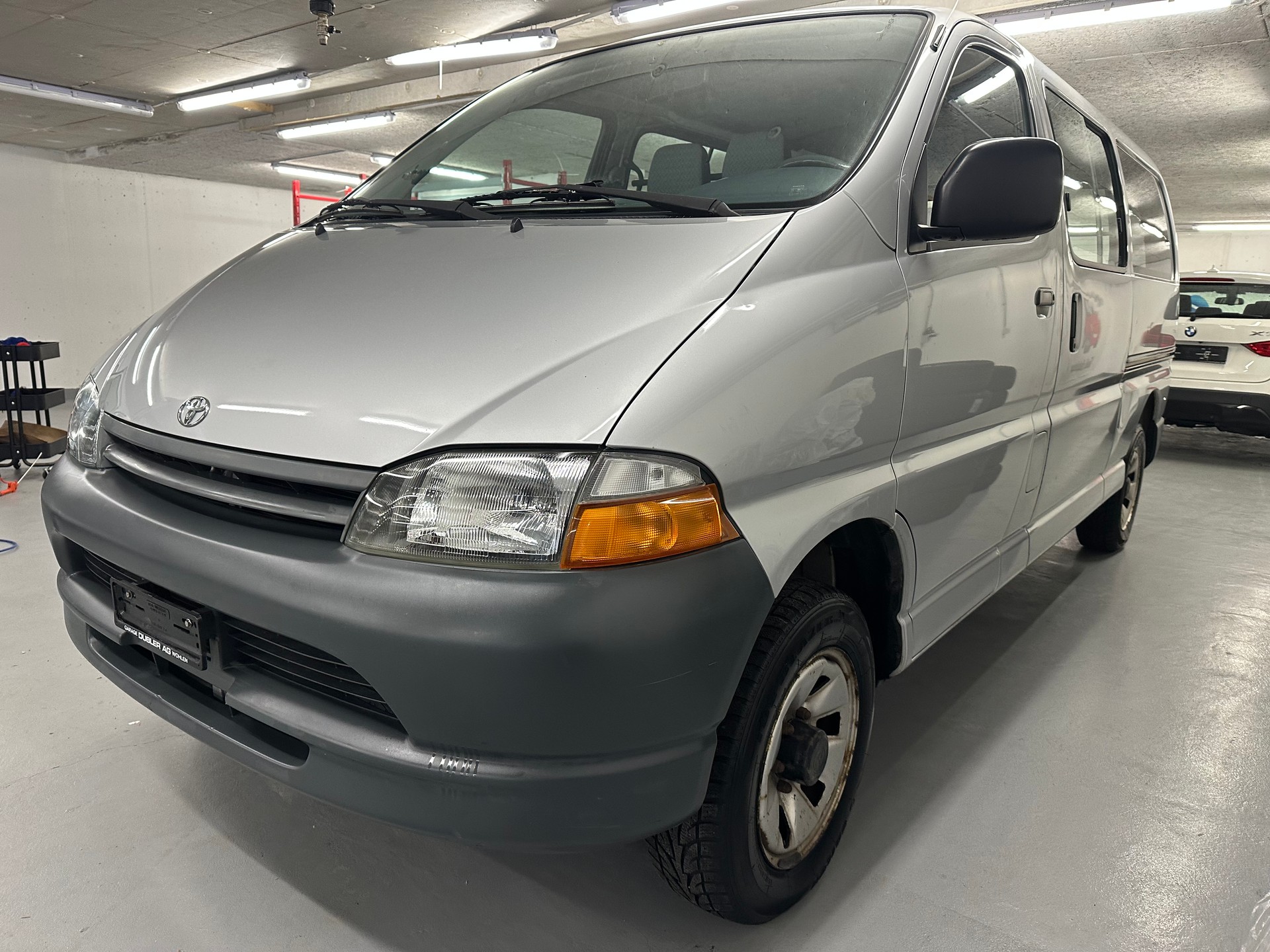 TOYOTA Hiace 2.7 Kombi 4x4 LWB-image-0