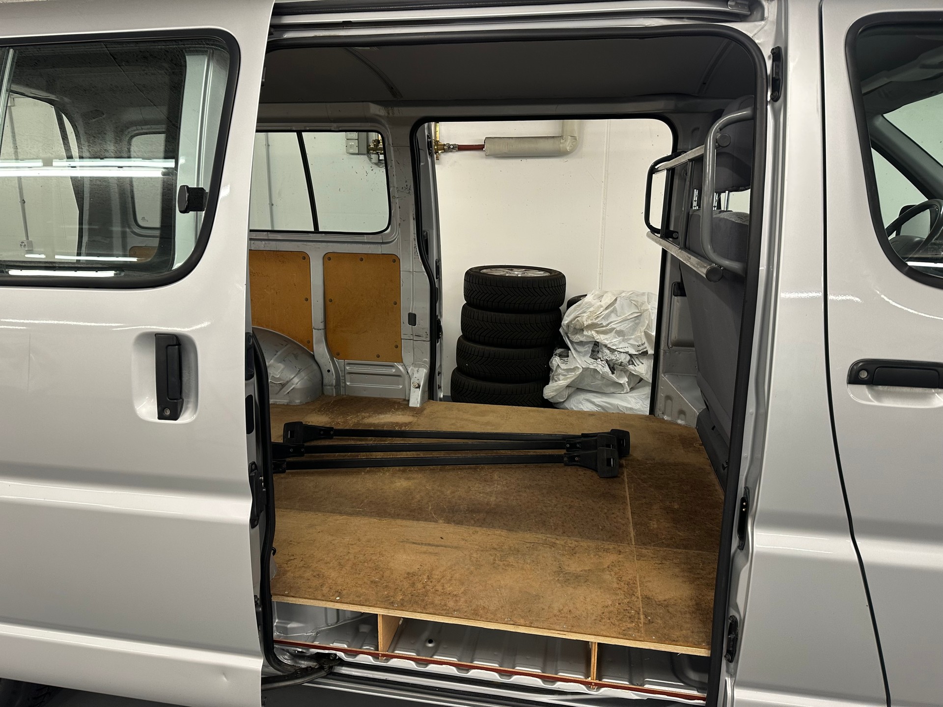 TOYOTA Hiace 2.7 Kombi 4x4 LWB-image-11