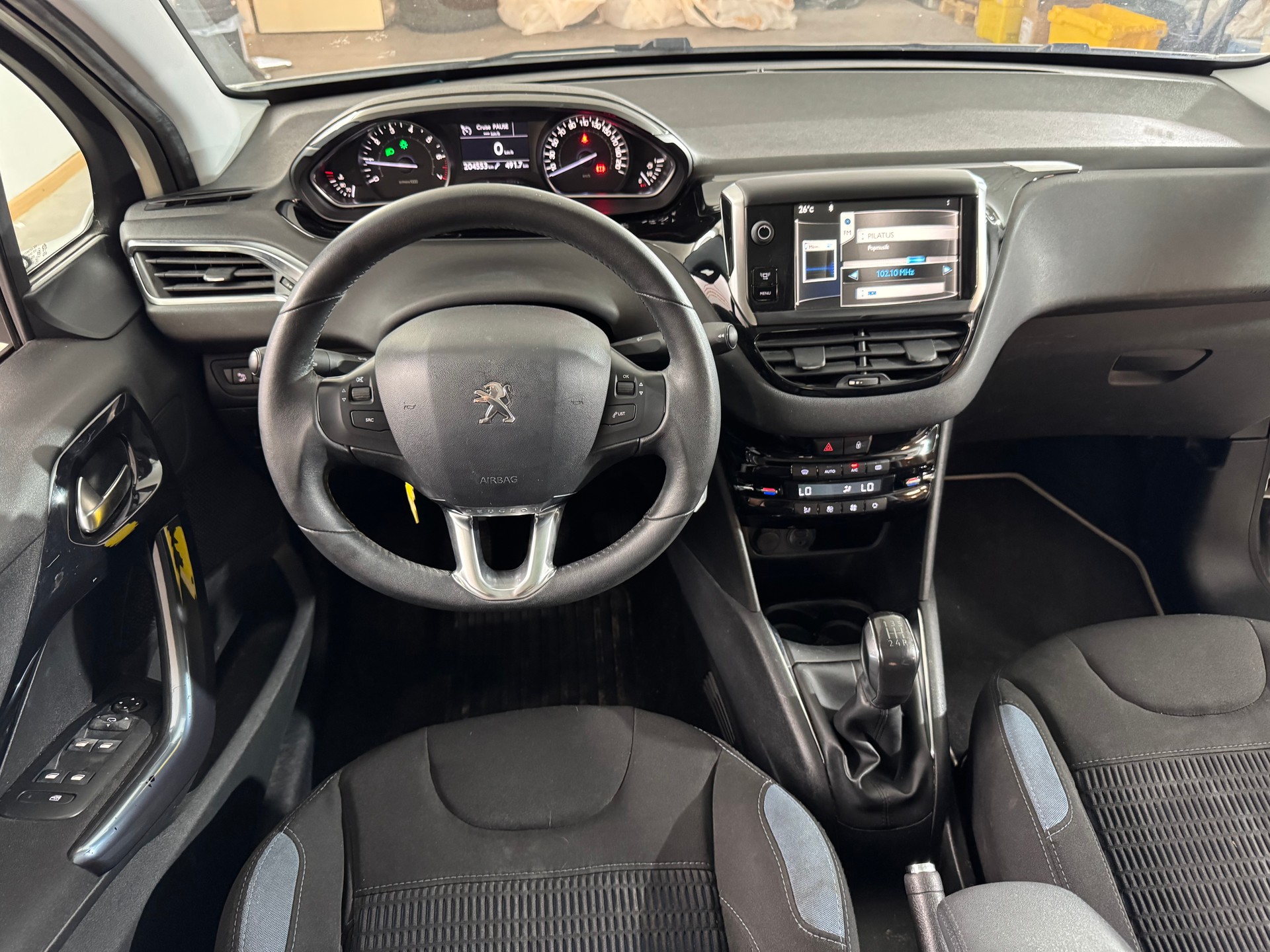PEUGEOT 208 1.6 VTI Allure-image-7