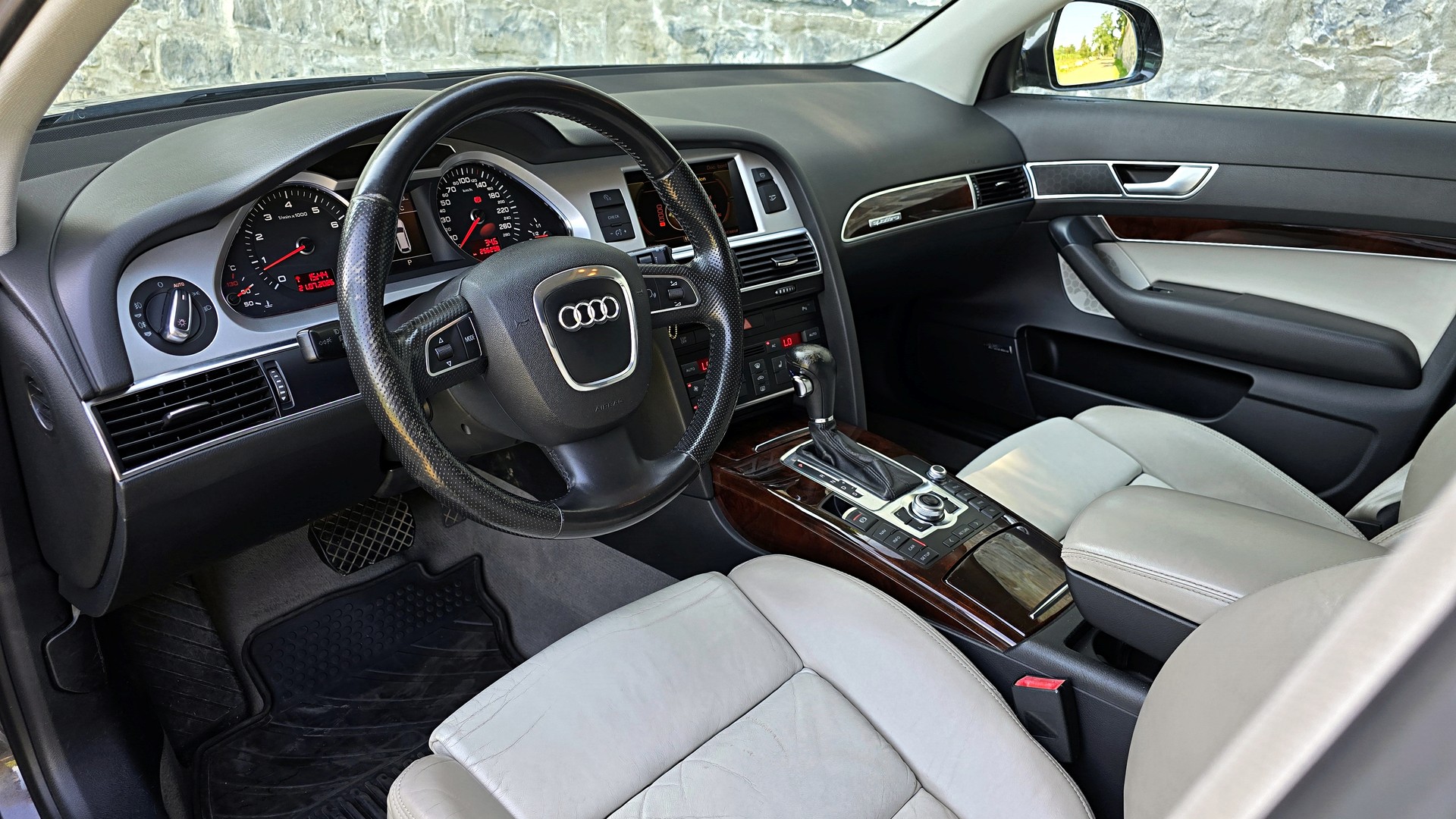 AUDI 3.0 V6 TFSI T-Tronic-image-2
