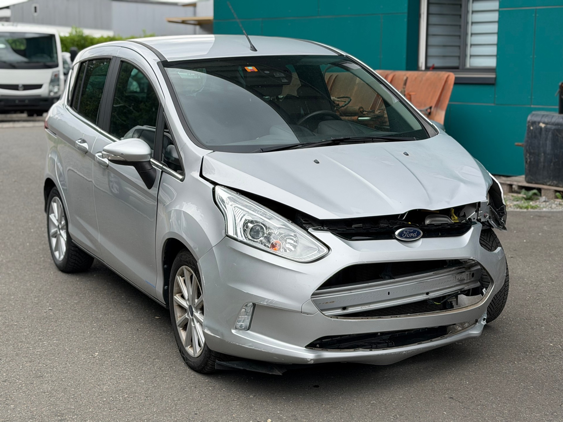 FORD B-Max 1.6 Ti-VCT Titanium PowerShift-image-0