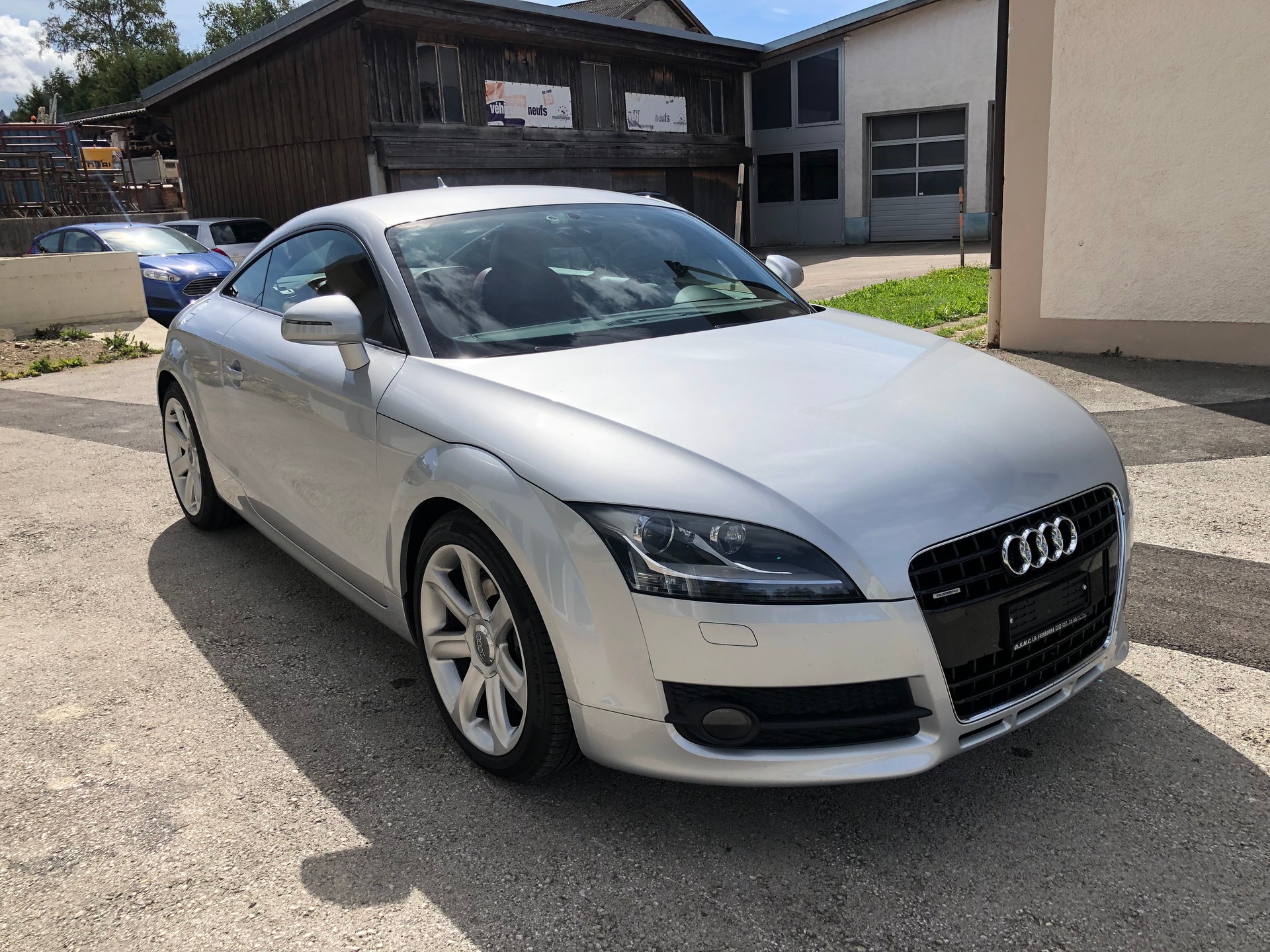 AUDI TT Coupé 3.2 quattro-image-2