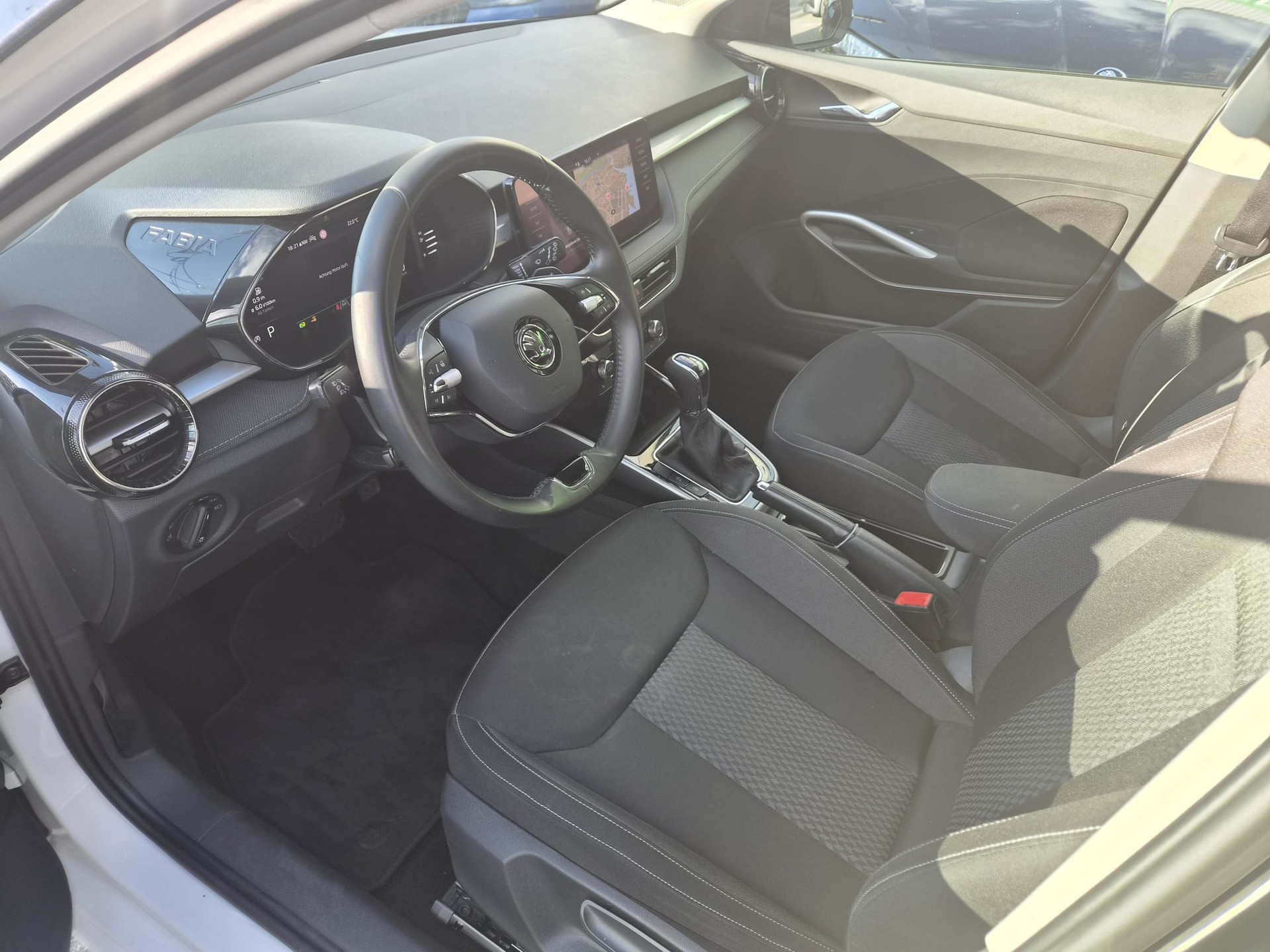 SKODA Fabia 1.0 TSI Style DSG-image-13