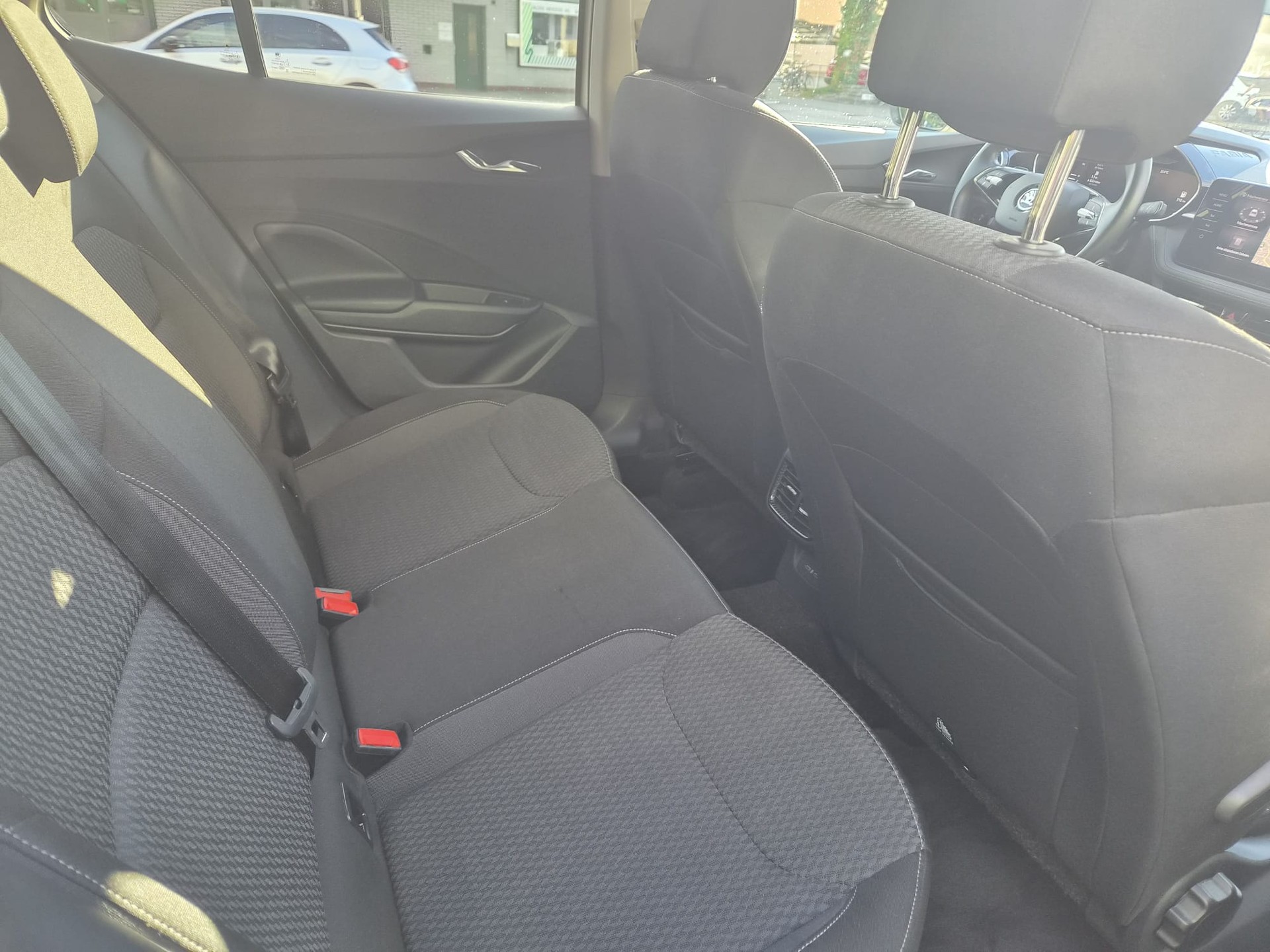 SKODA Fabia 1.0 TSI Style DSG-image-11
