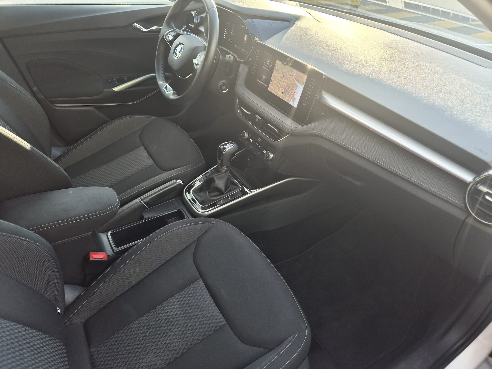 SKODA Fabia 1.0 TSI Style DSG-image-14