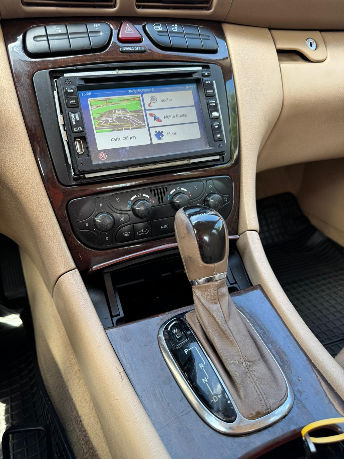 MERCEDES-BENZ C 270 CDI Elégance-image-15