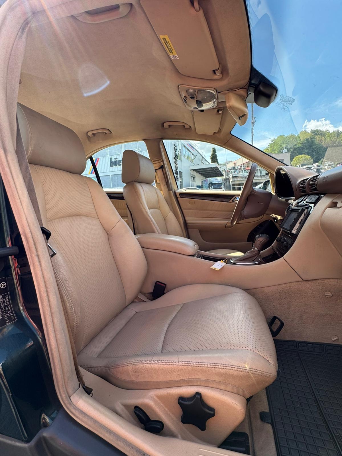 MERCEDES-BENZ C 270 CDI Elégance-image-11
