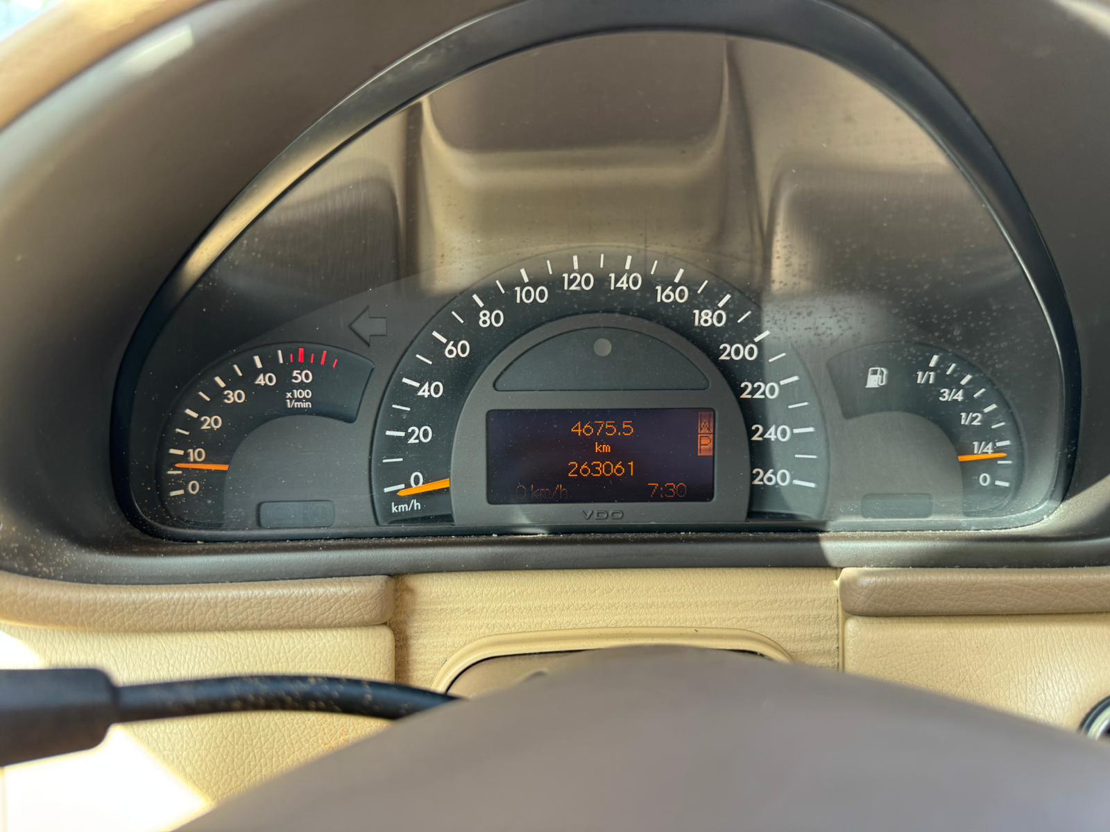 MERCEDES-BENZ C 270 CDI Elégance-image-13