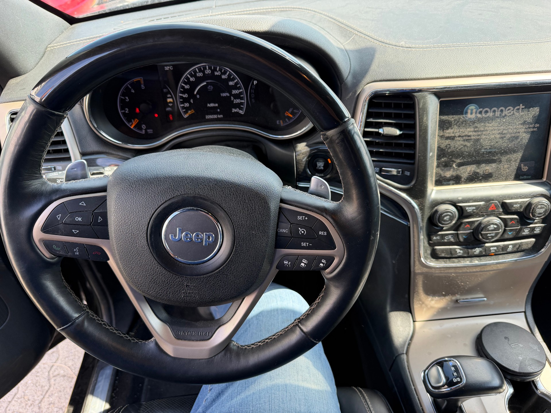 JEEP Grand Cherokee 3.0 CRD Overland Automatic-image-10