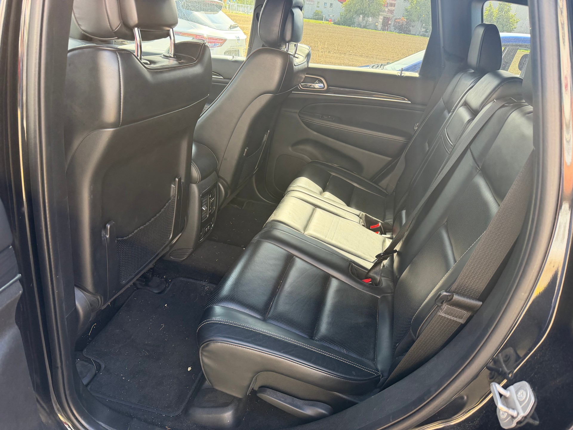 JEEP Grand Cherokee 3.0 CRD Overland Automatic-image-7