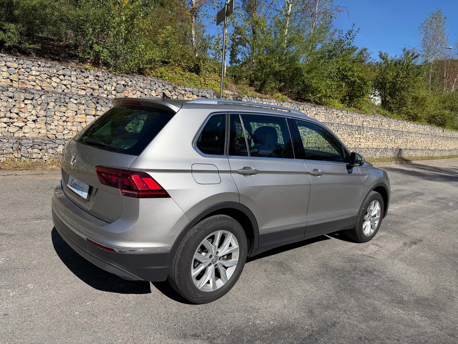 VW Tiguan 2.0TSI Highline 4Motion DSG-image-4