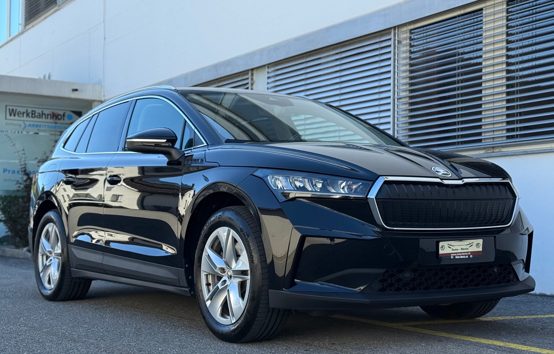 SKODA Enyaq iV 80x-showroom-element-2