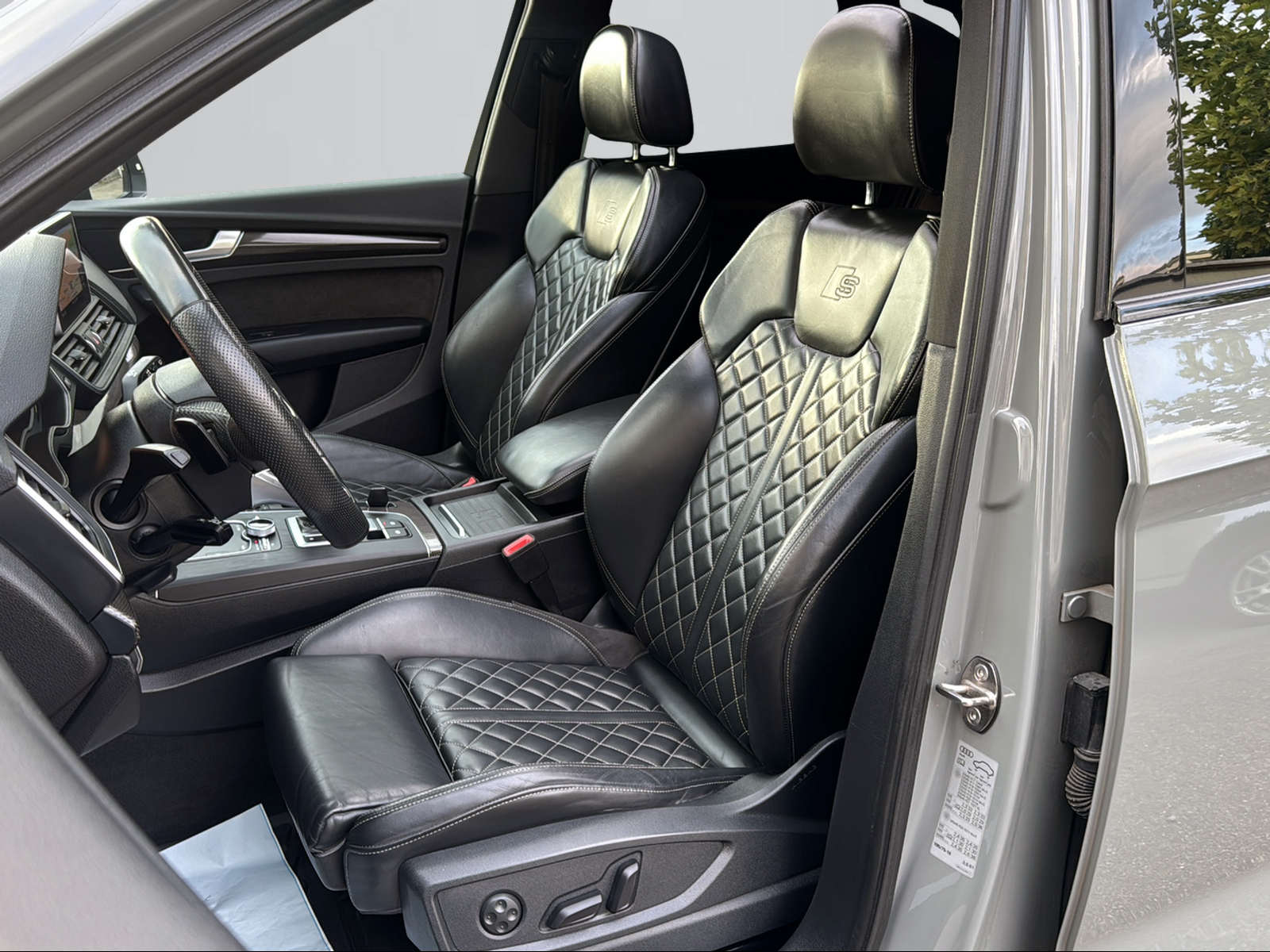 AUDI Q5 45 TFSI Competition sport quattro S-tronic-image-8