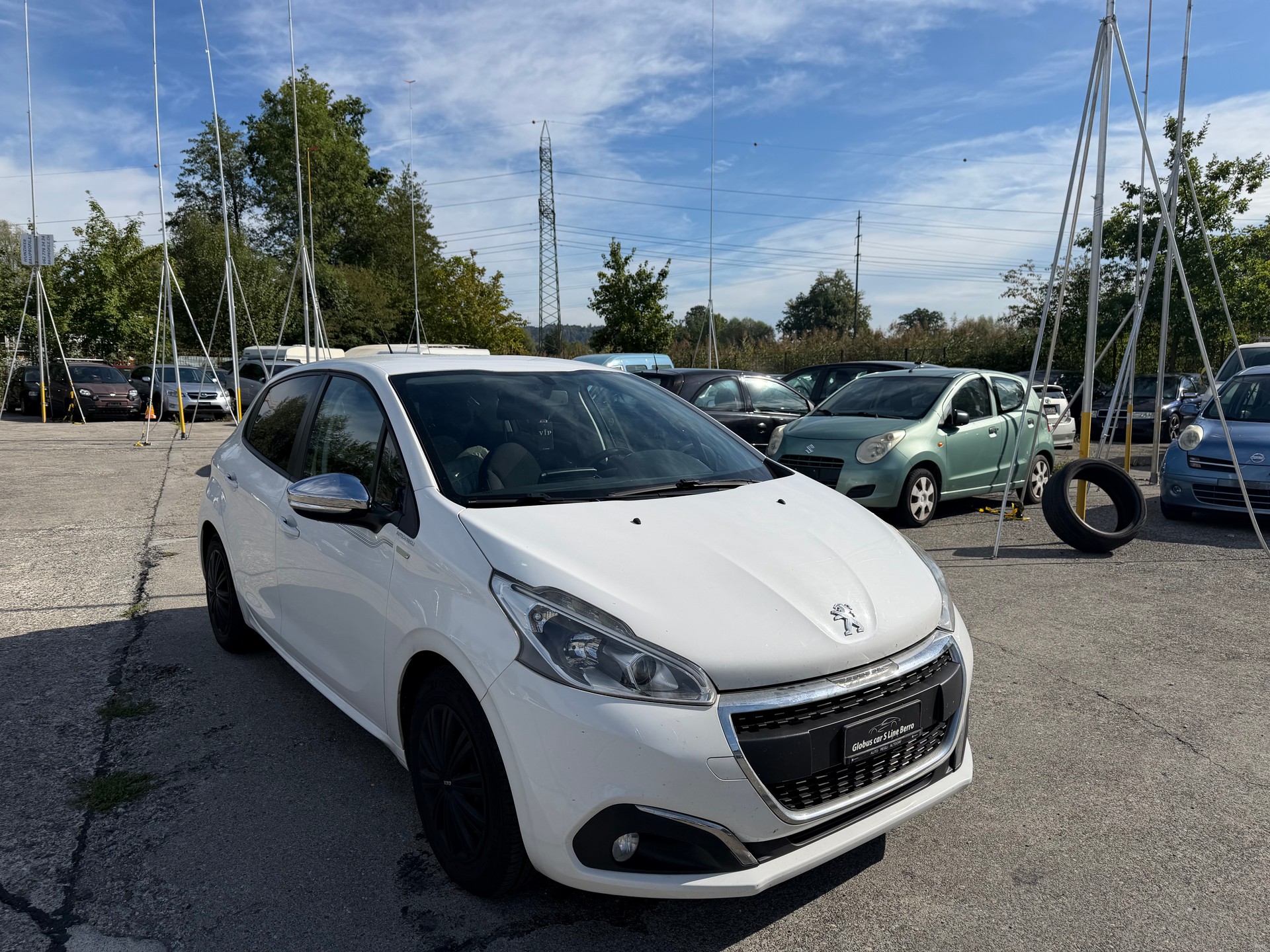 PEUGEOT 208 1.2 PureTech Active-image-1