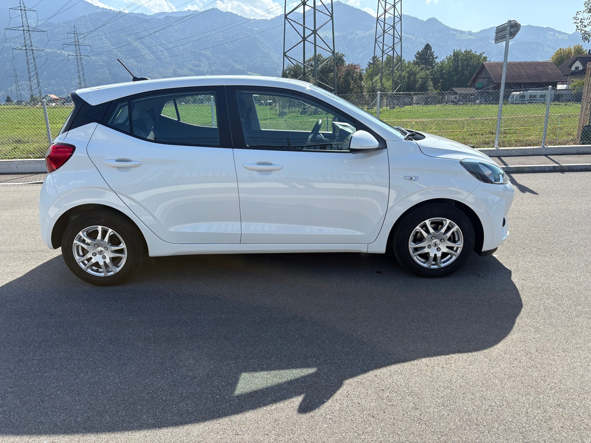 HYUNDAI i10 1.0 Origo Automat-image-1