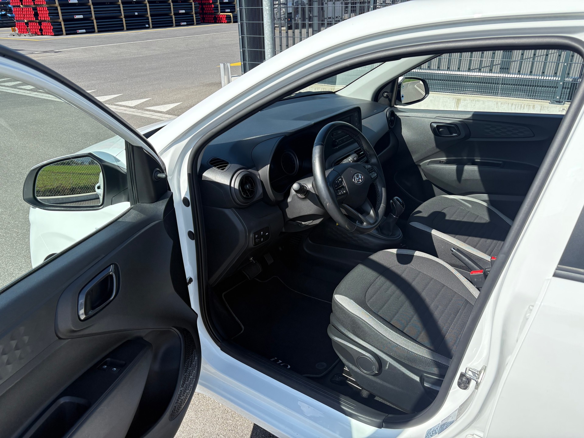HYUNDAI i10 1.0 Origo Automat-image-8