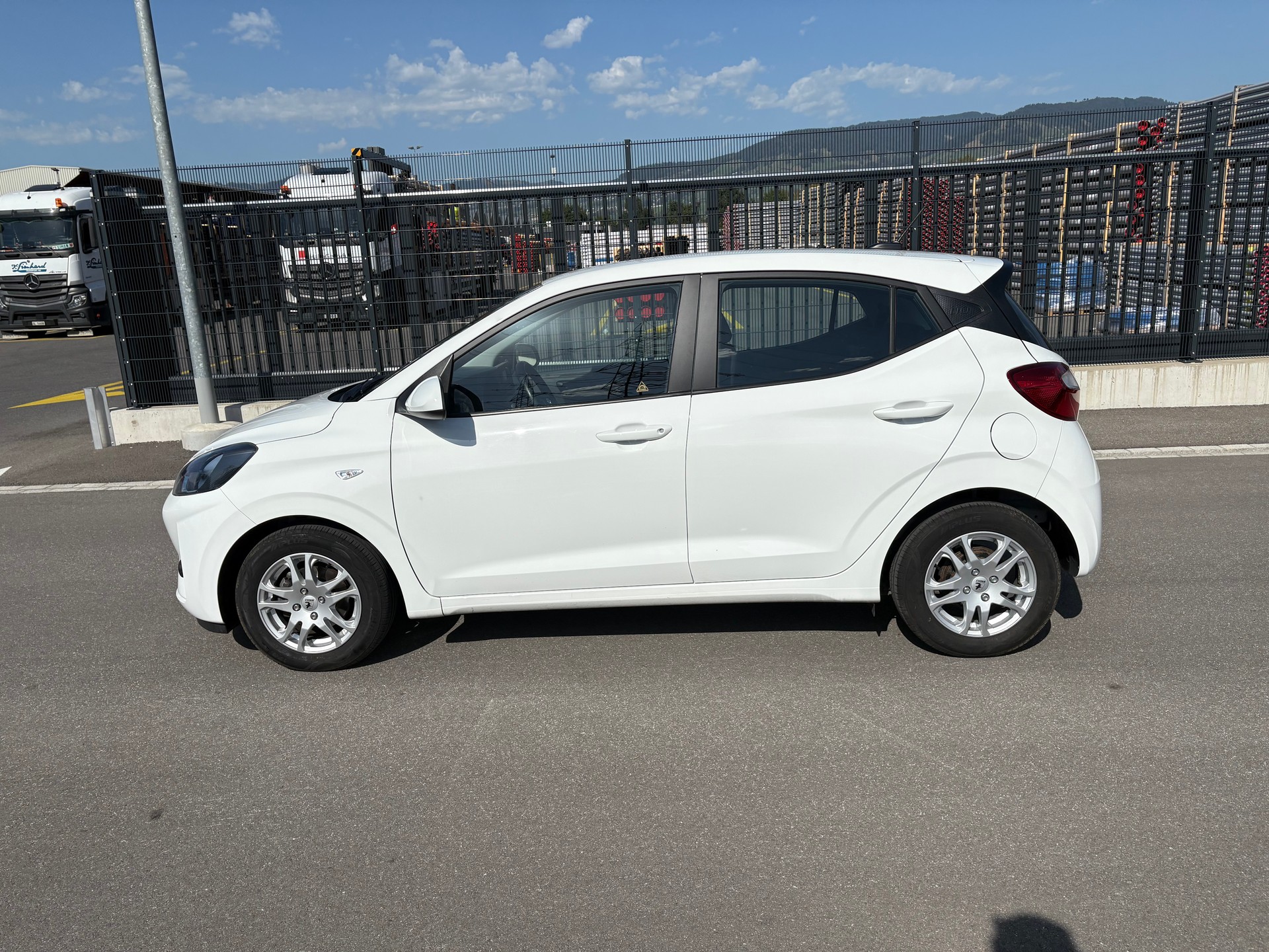 HYUNDAI i10 1.0 Origo Automat-image-5