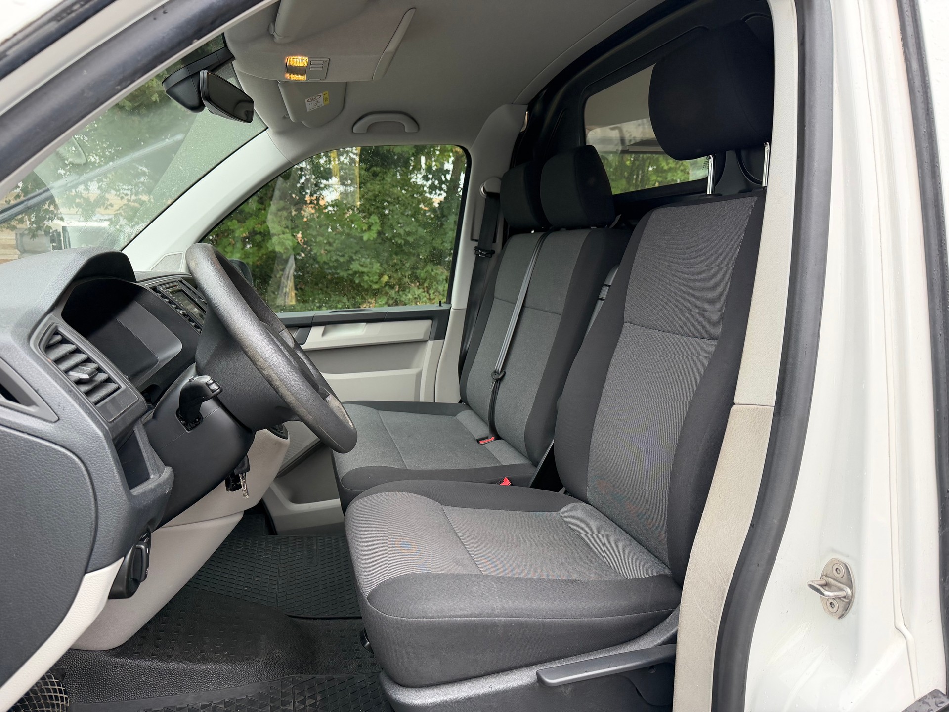 VW T6 2.0 TDI DSG-image-4