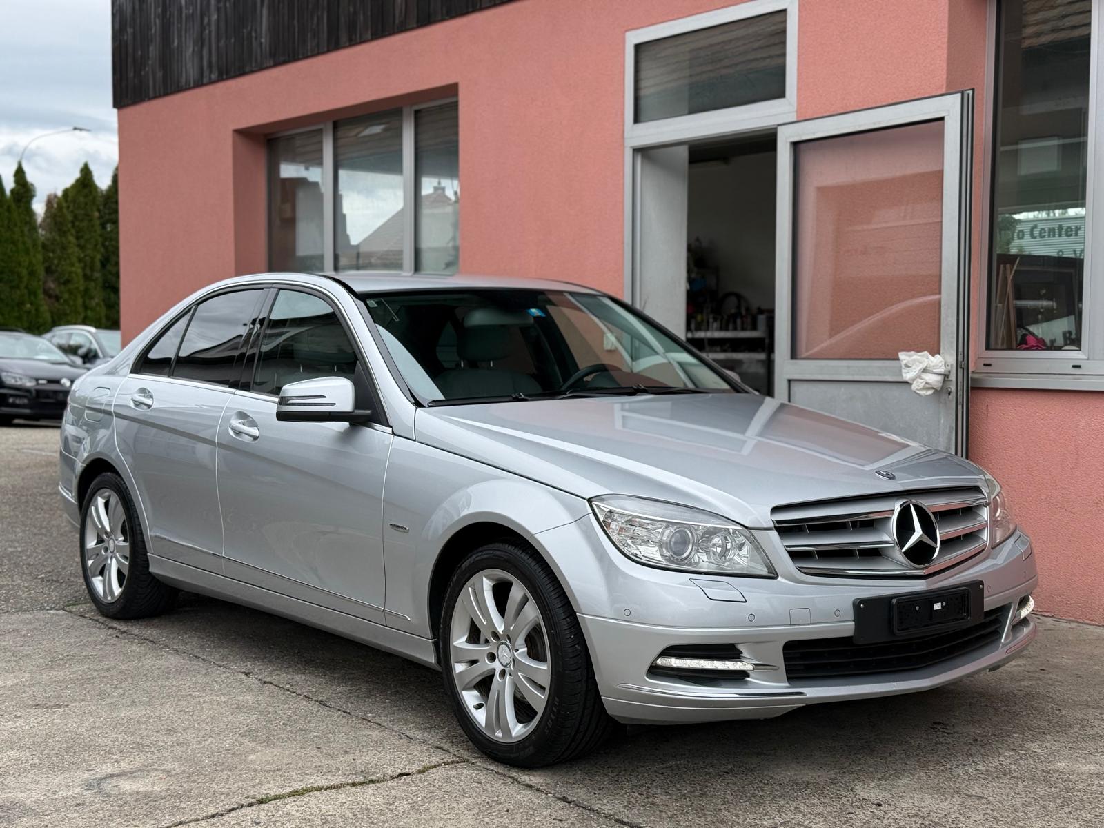 MERCEDES-BENZ C 300 Elégance 7G-Tronic / MFK 09.2026-image-0