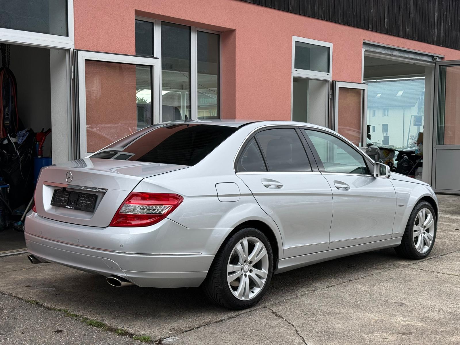 MERCEDES-BENZ C 300 Elégance 7G-Tronic / MFK 09.2026-image-3