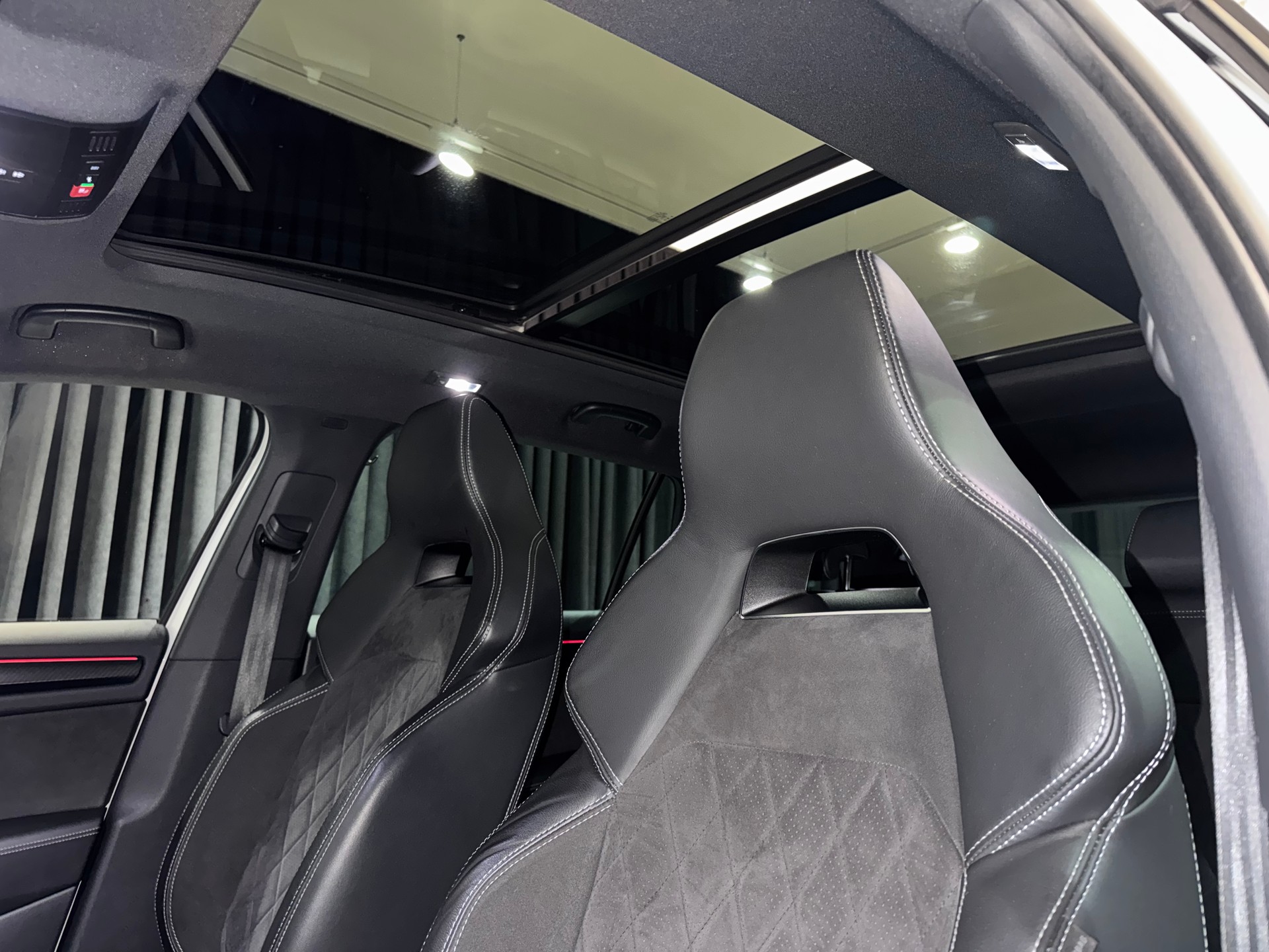 SKODA Kodiaq 2.0 TSI 4x4 Sport Line | CH | 7Plätzer |-image-24