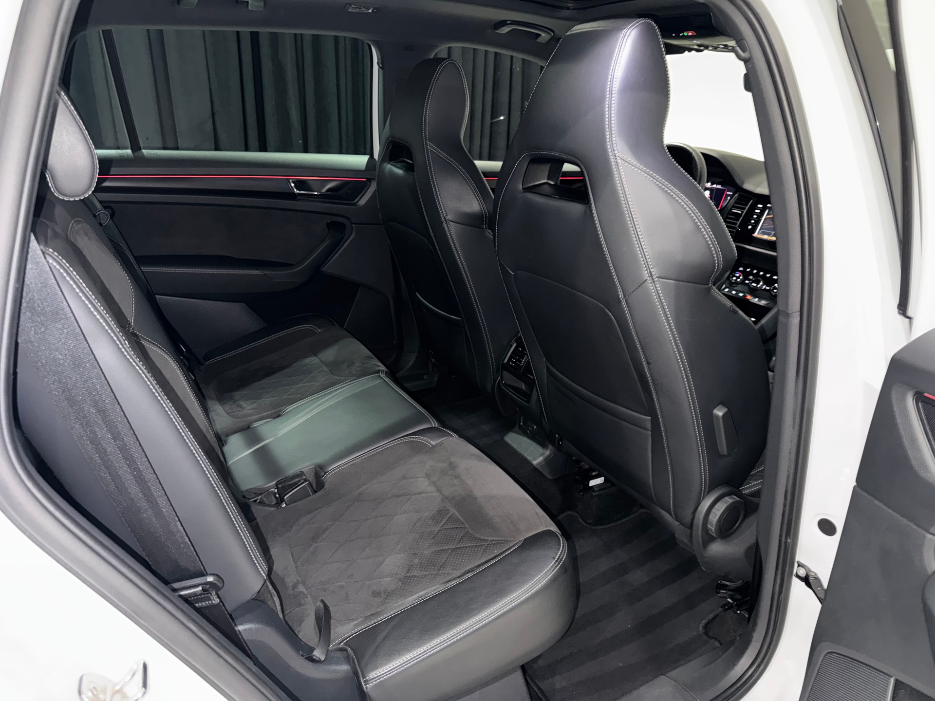SKODA Kodiaq 2.0 TSI 4x4 Sport Line | CH | 7Plätzer |-image-19